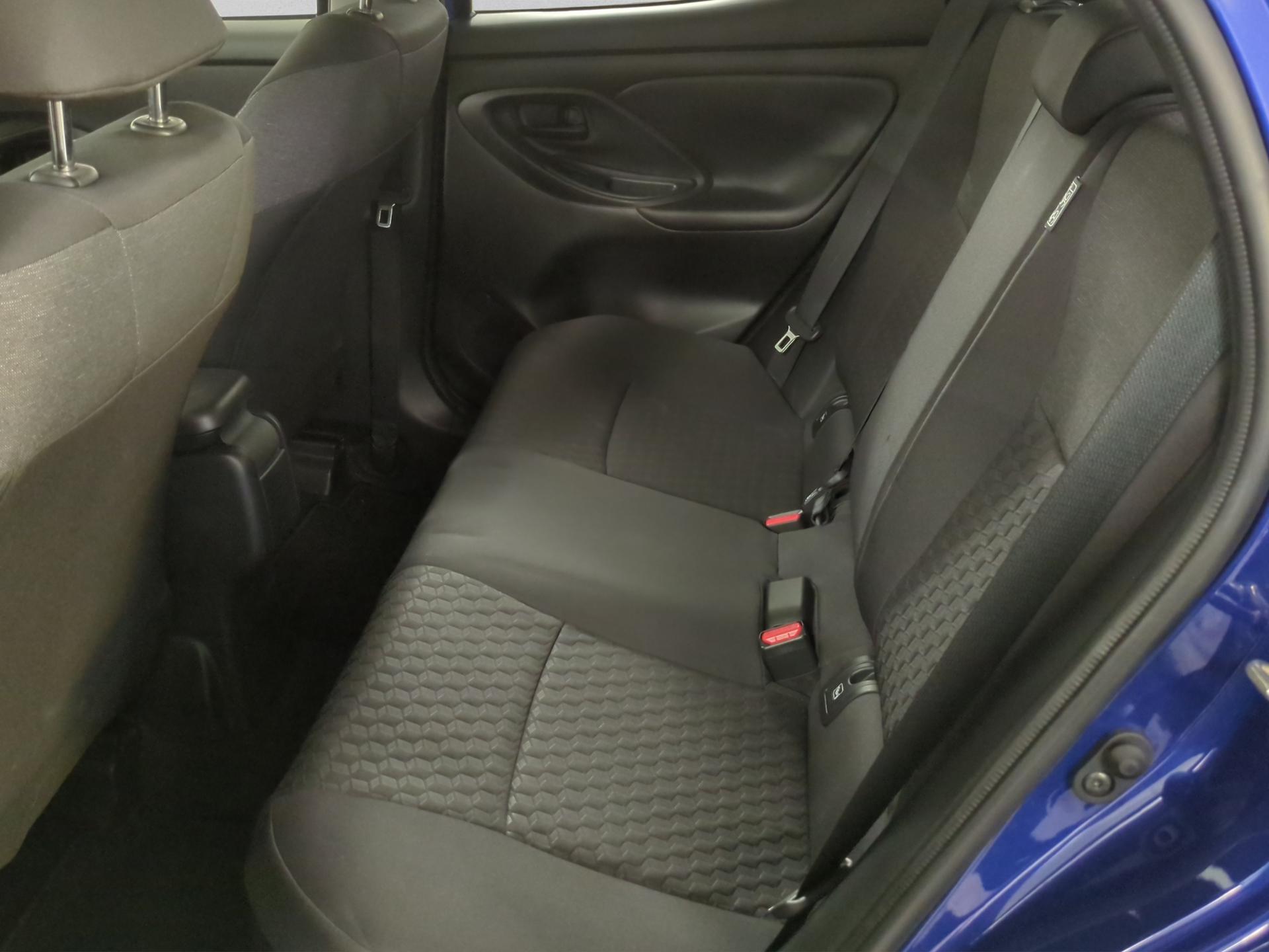 TOYOTA Yaris 1.5 Trend e-CVT-image-14