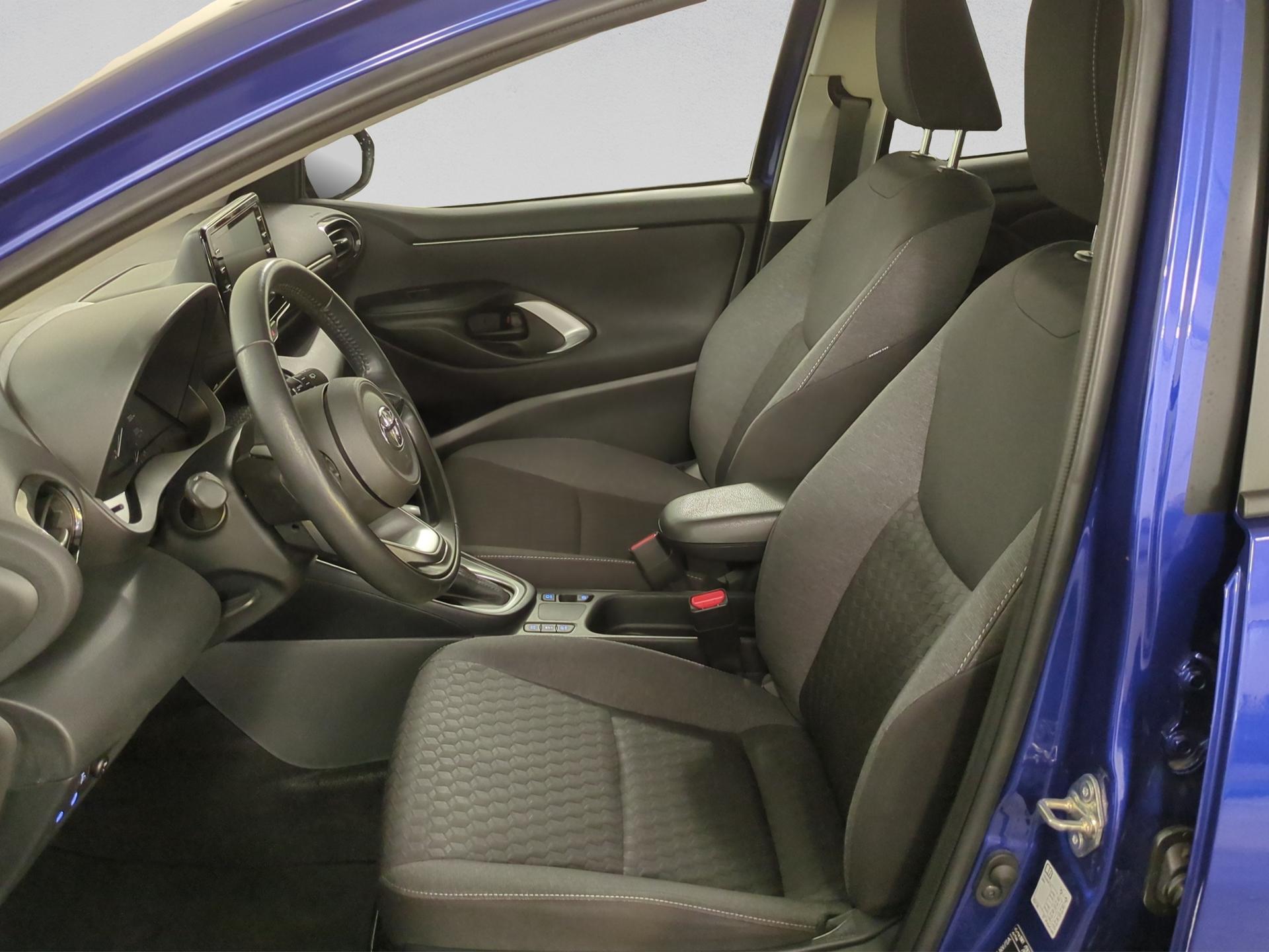 TOYOTA Yaris 1.5 Trend e-CVT-image-8