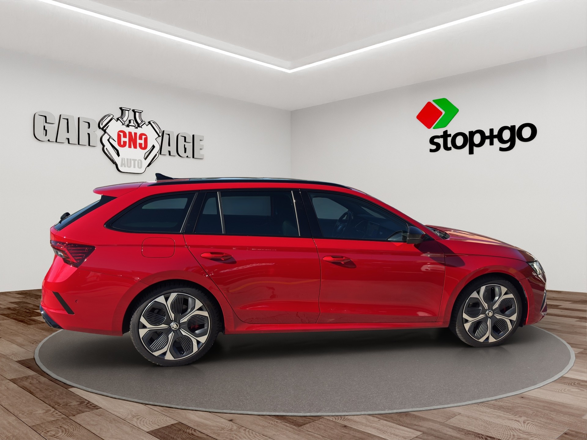 SKODA Octavia Combi 2.0 TSI DSG RS-image-6