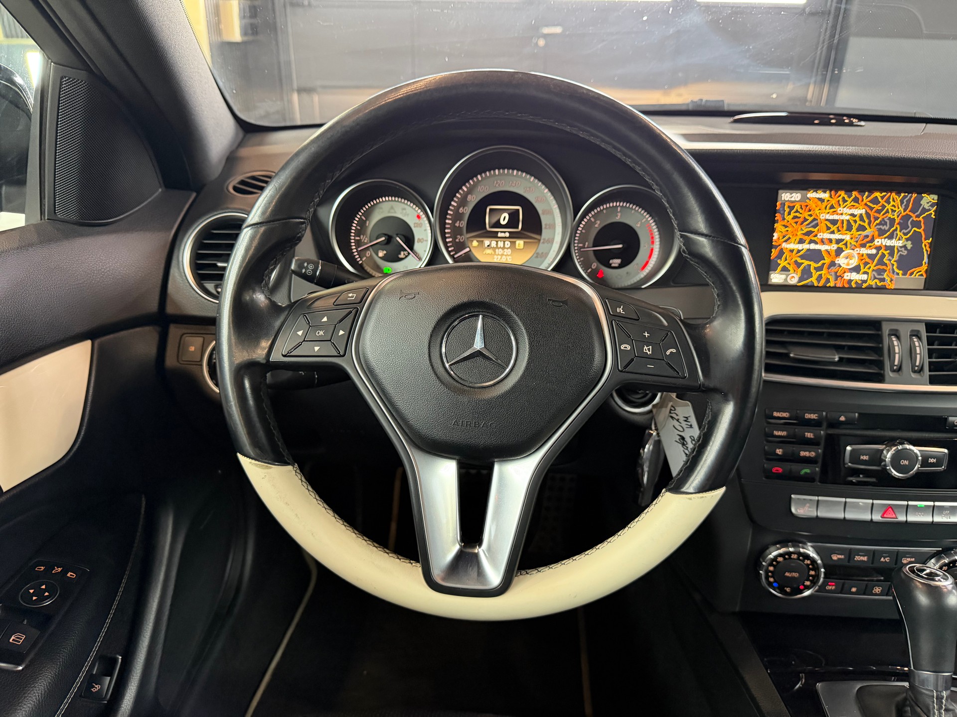 MERCEDES-BENZ C 250 CDI Coupé 7G-Tronic-image-12