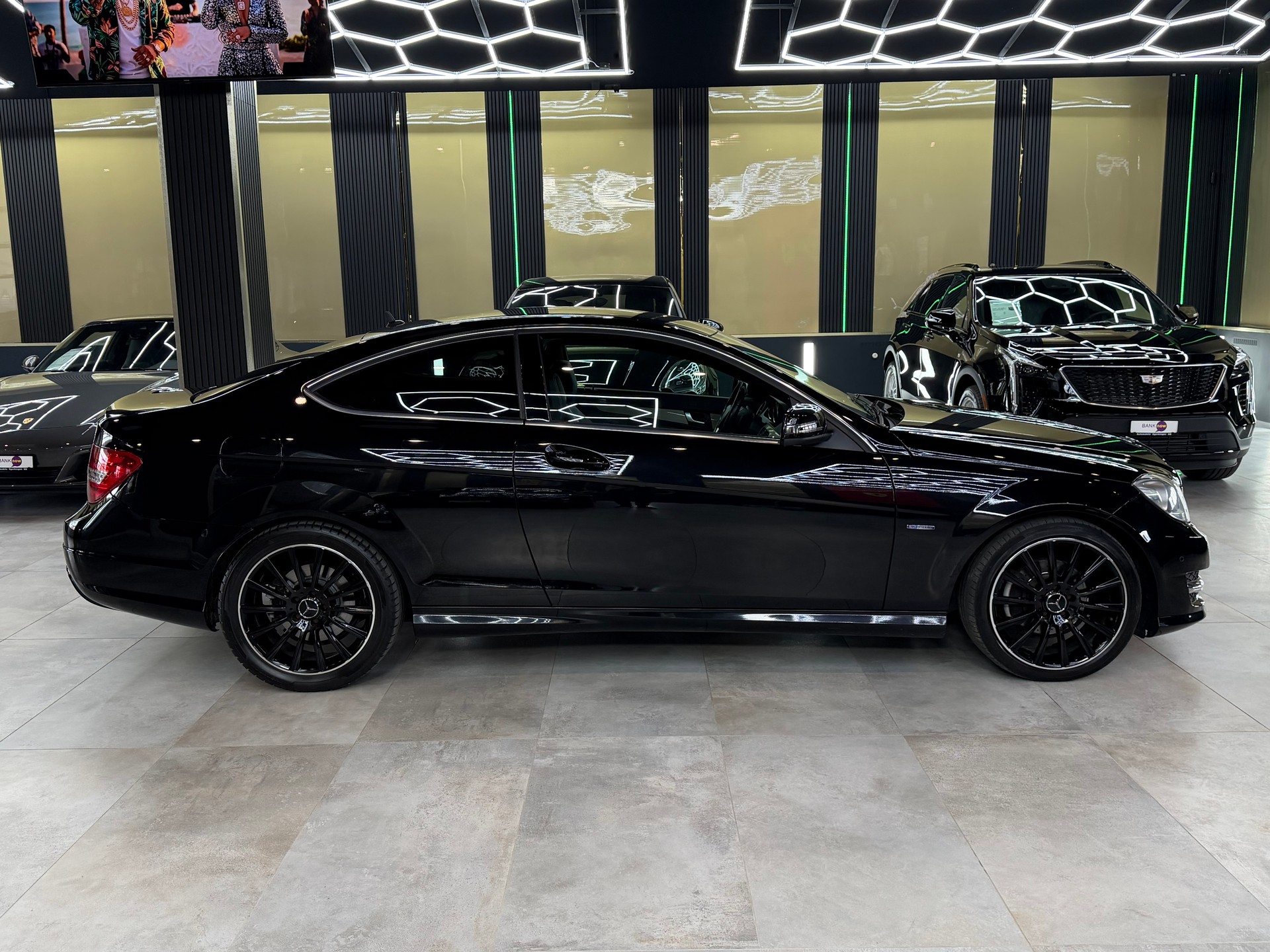 MERCEDES-BENZ C 250 CDI Coupé 7G-Tronic-image-3