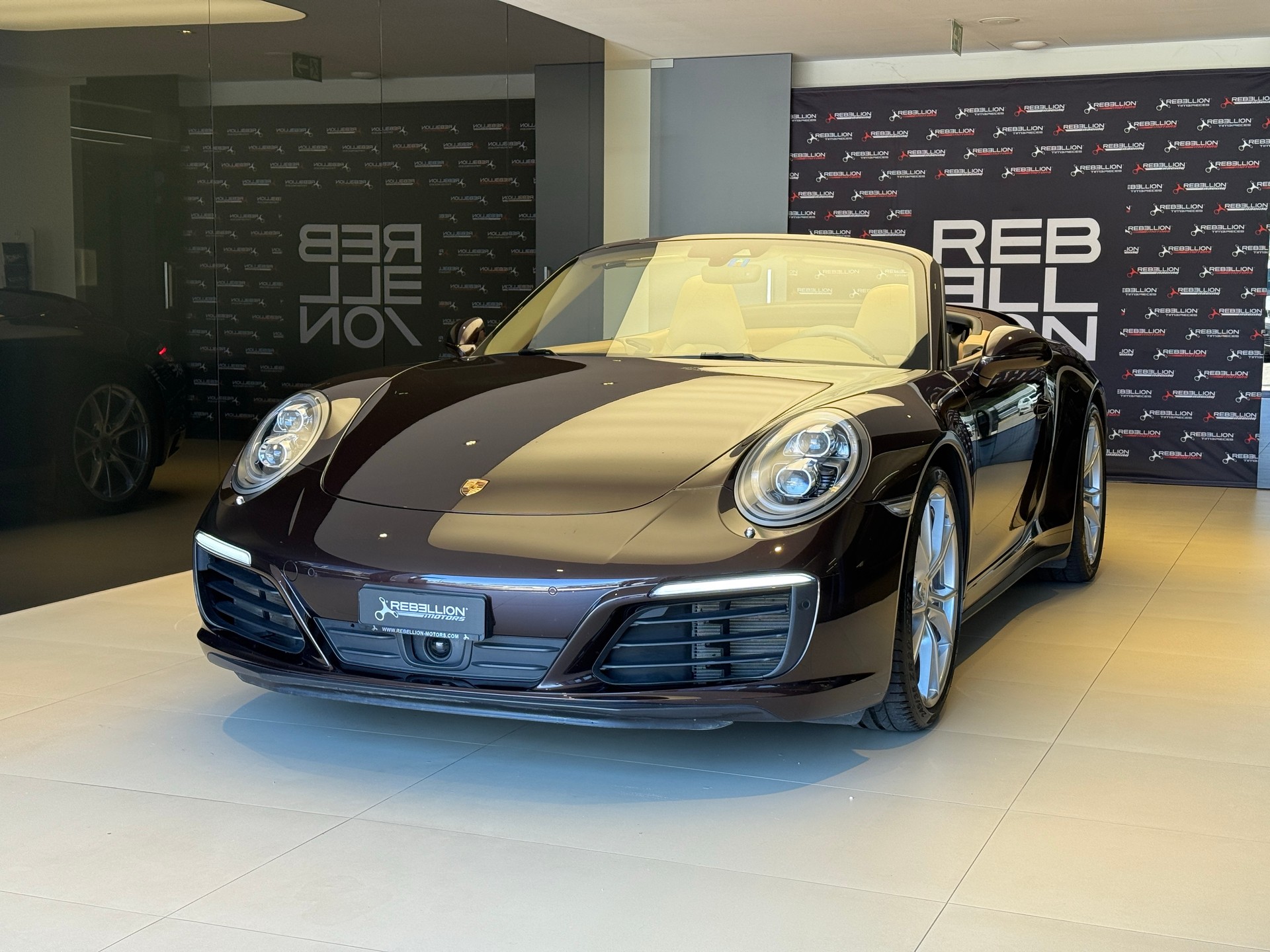 PORSCHE 911 Carrera 4S Cabrio PDK-image-0