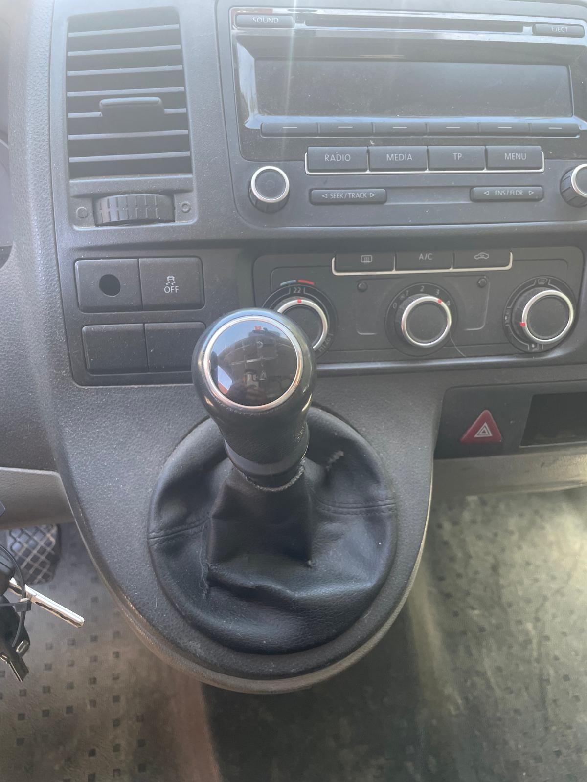 VW T5 2.0 TDI 4Motion-image-8