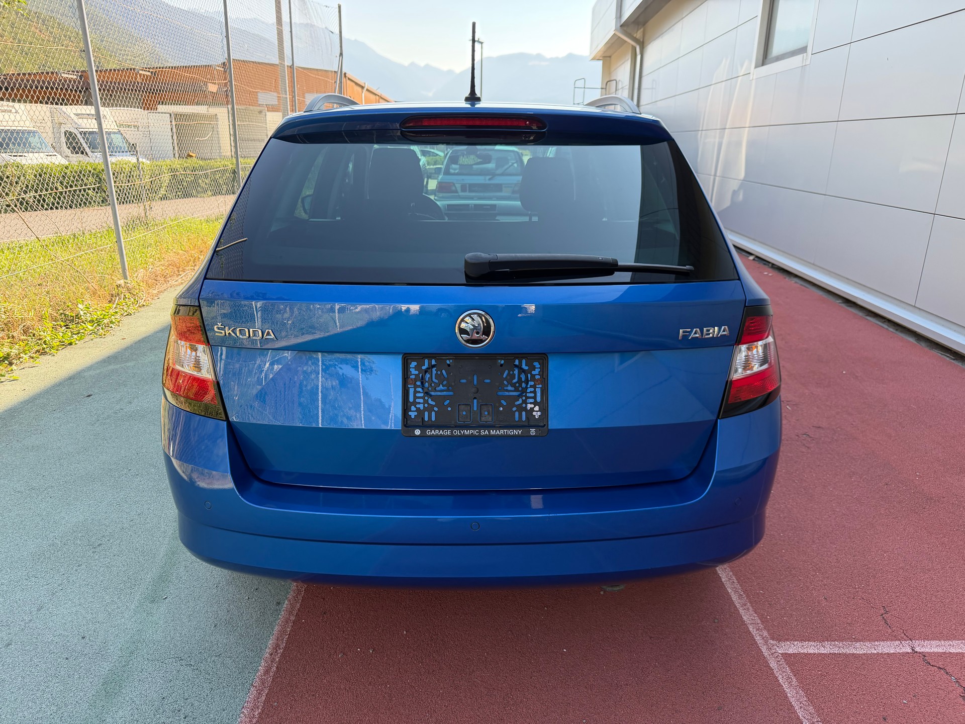 SKODA Fabia 1.4 TDI Ambition DSG-image-5