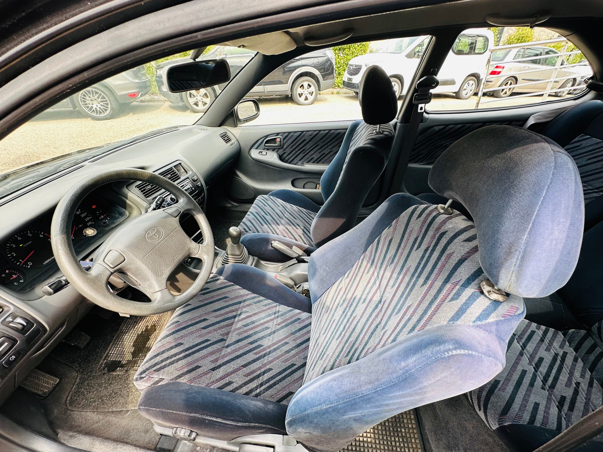 TOYOTA Corolla 1.6 Si Compact-image-7