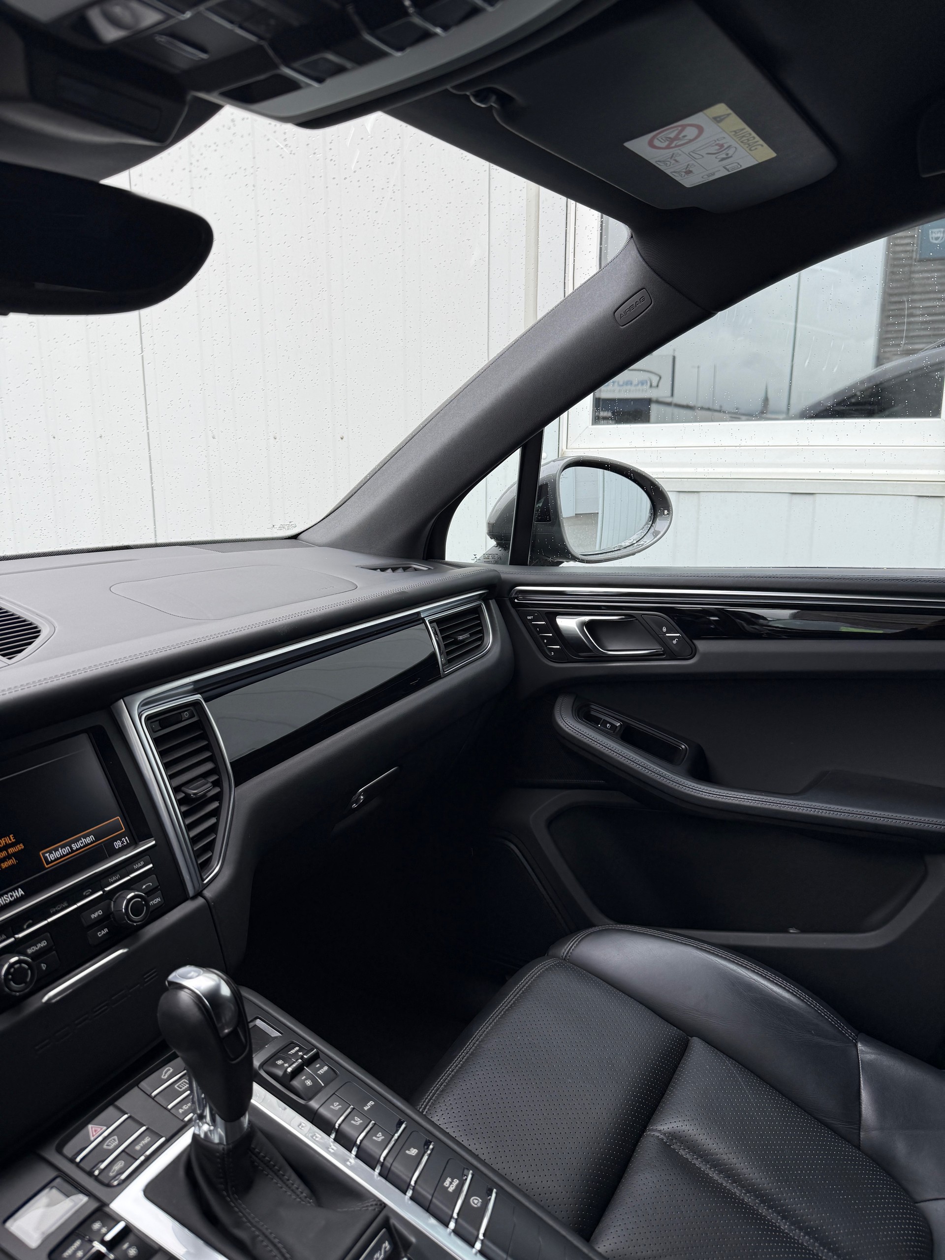 PORSCHE Macan S PDK *TOP-GEPLEGT*ALLE SERVICE BEI PORSCHE*MFK FRISCH*20" PORSCHE ALU*-image-13