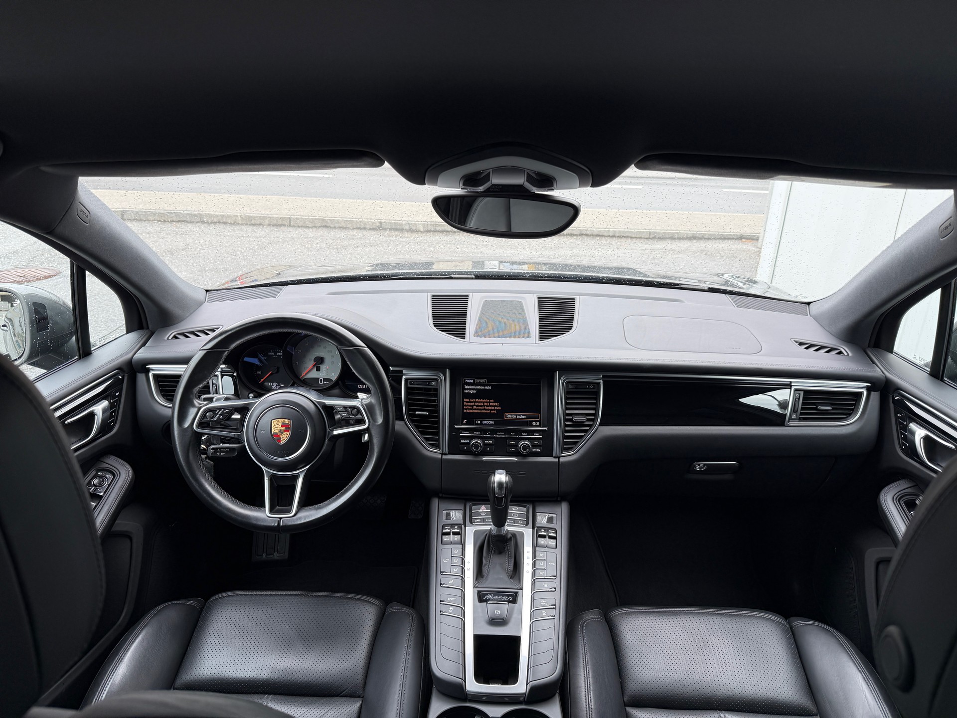 PORSCHE Macan S PDK *TOP-GEPLEGT*ALLE SERVICE BEI PORSCHE*MFK FRISCH*20" PORSCHE ALU*-image-11