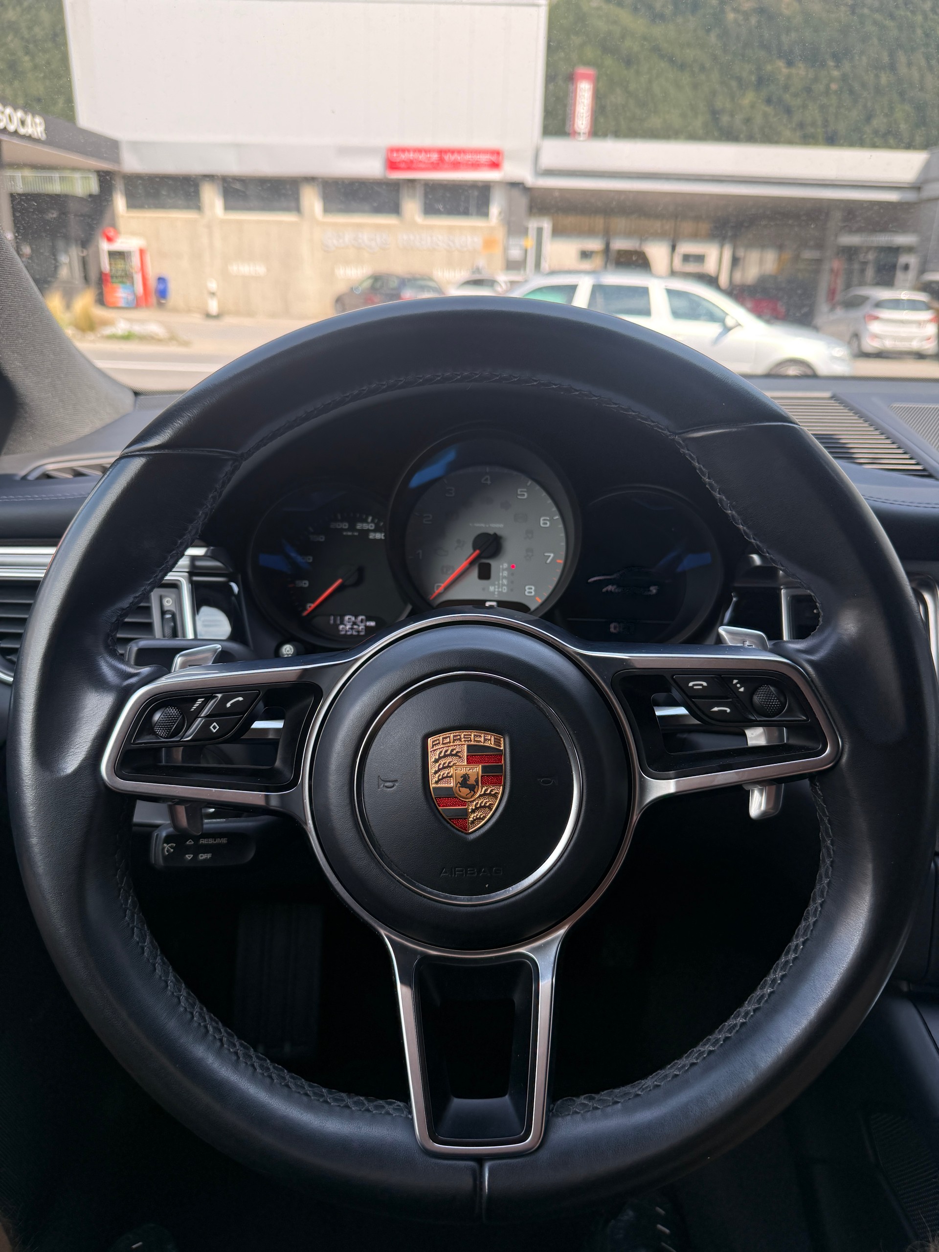 PORSCHE Macan S PDK *TOP-GEPLEGT*ALLE SERVICE BEI PORSCHE*MFK FRISCH*-image-19