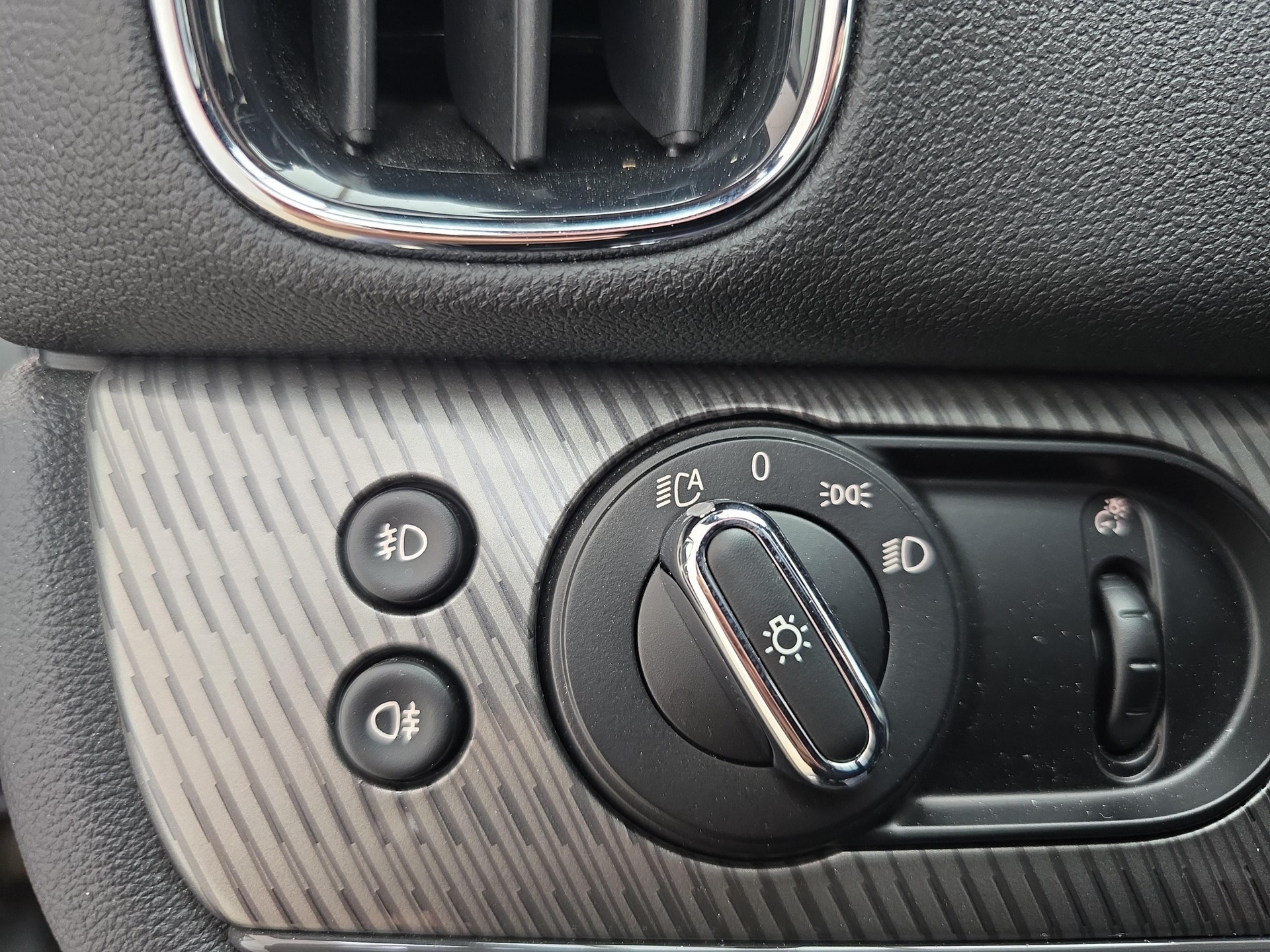 MINI Countryman F60 1.5i Cooper S E ALL4-image-20
