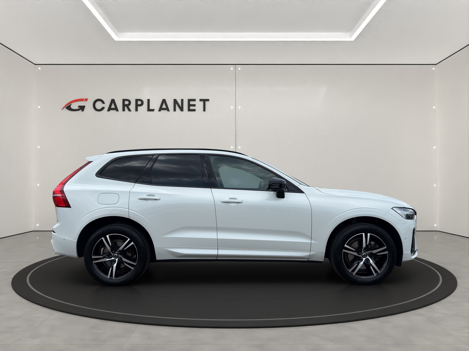 VOLVO XC60 2.0 B4 MH R-Design AWD-image-1