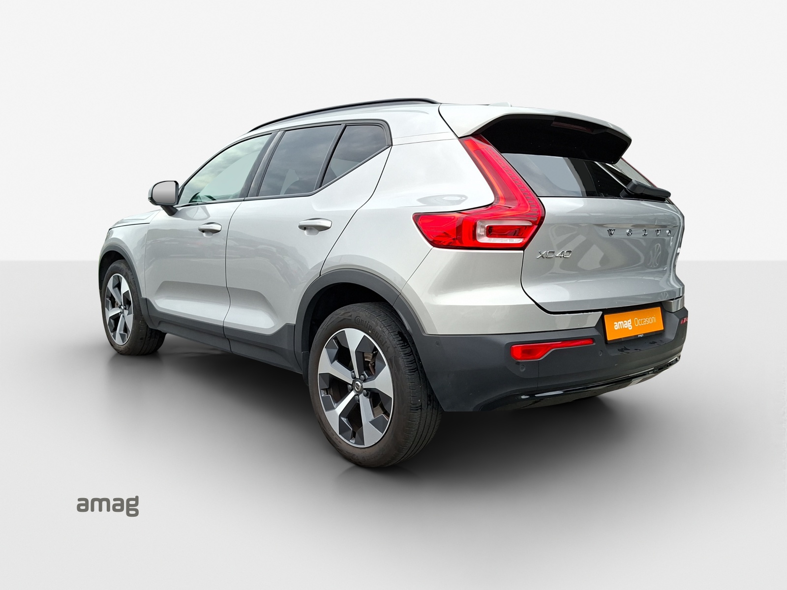VOLVO XC40 B4 Benzin Mild Hybrid AWD Ultim. Dark DCT-image-2
