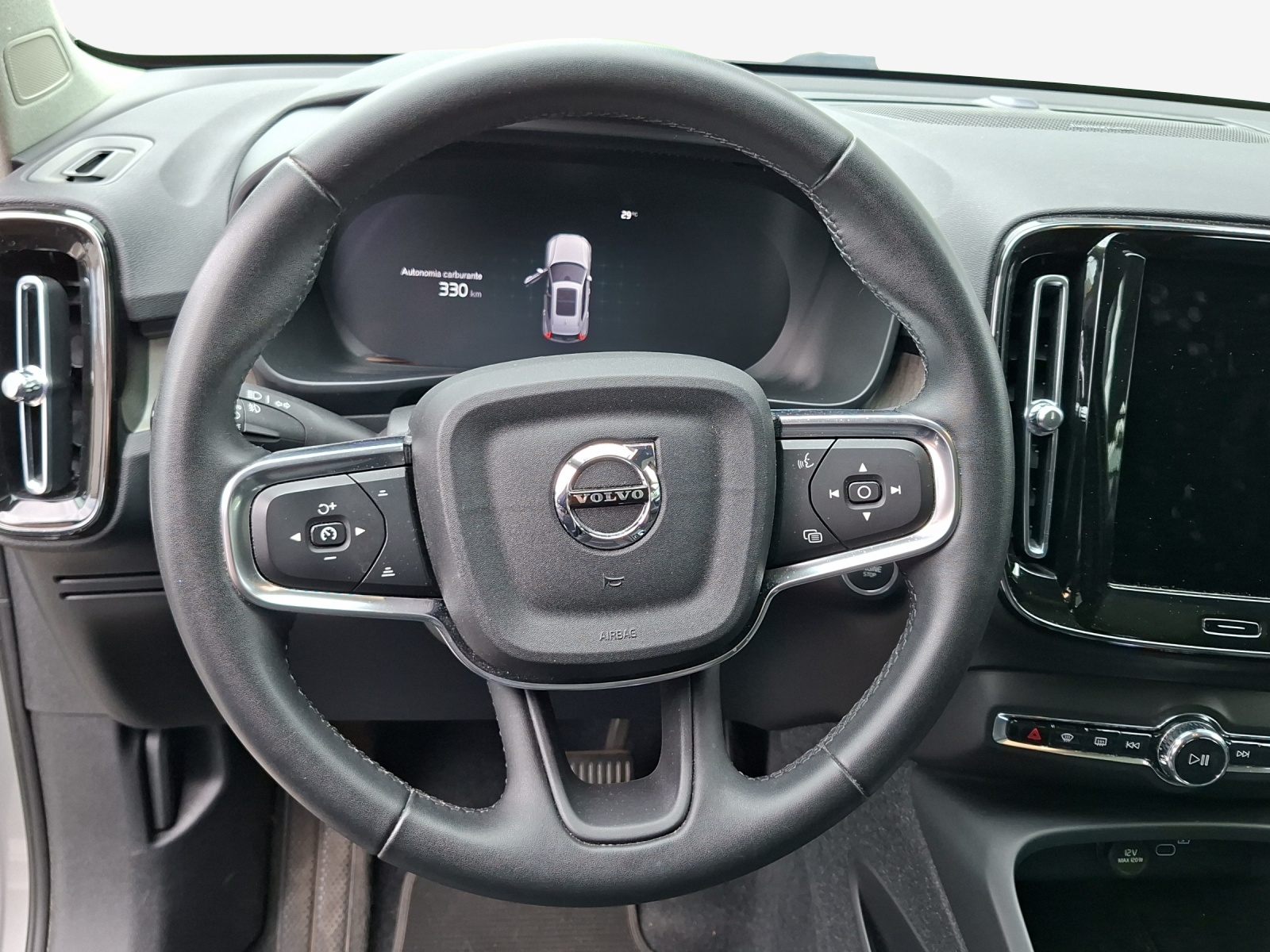 VOLVO XC40 B4 Benzin Mild Hybrid AWD Ultim. Dark DCT-image-9