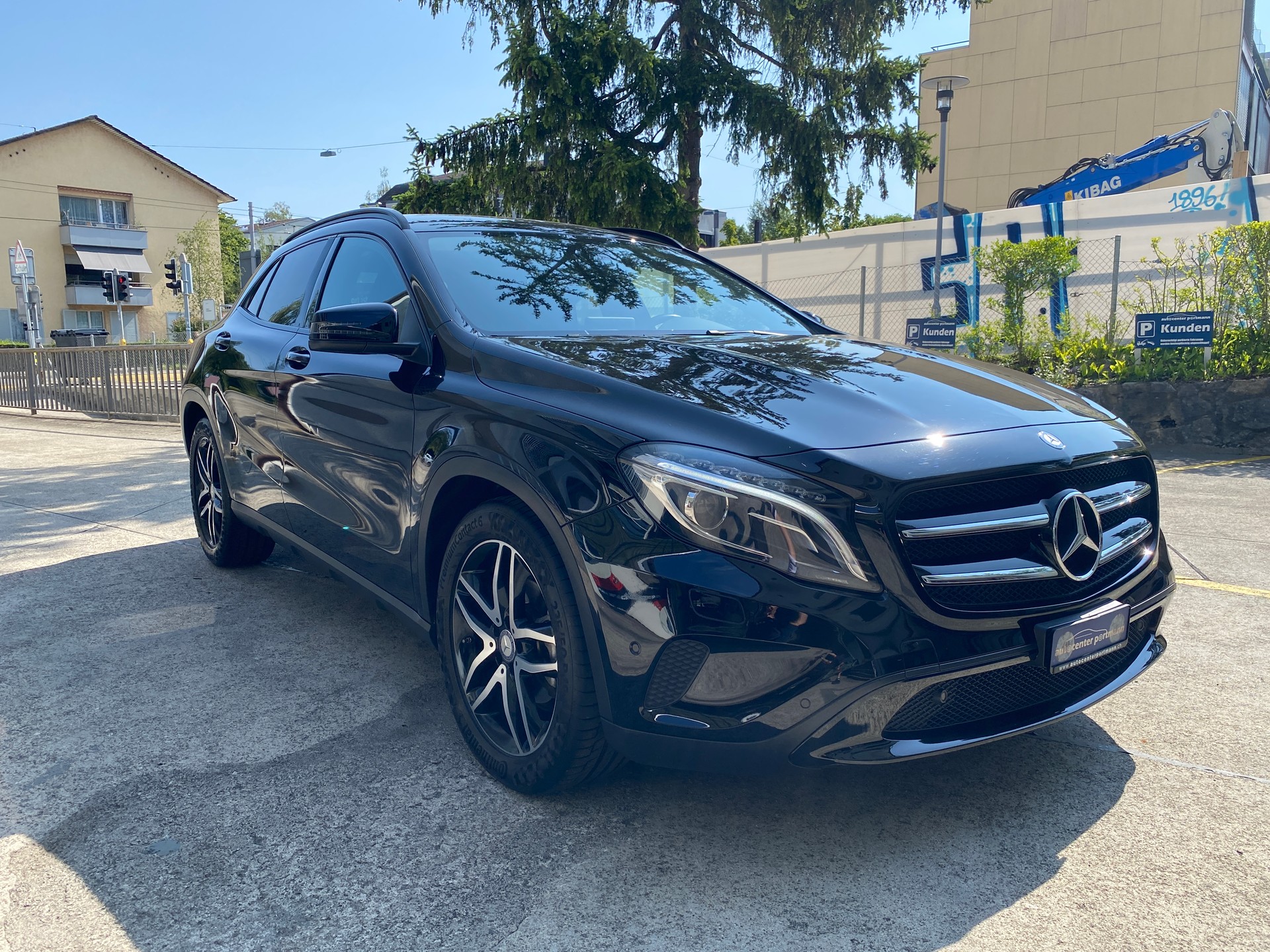MERCEDES-BENZ GLA 200 Night Star 7G-DCT-image-1