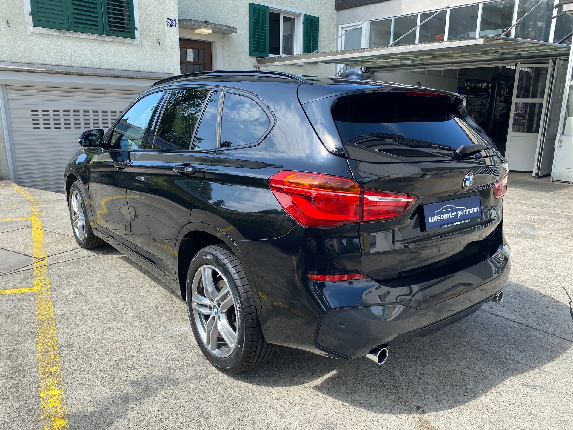 MERCEDES-BENZ GLA 200 Night Star 7G-DCT-image-11