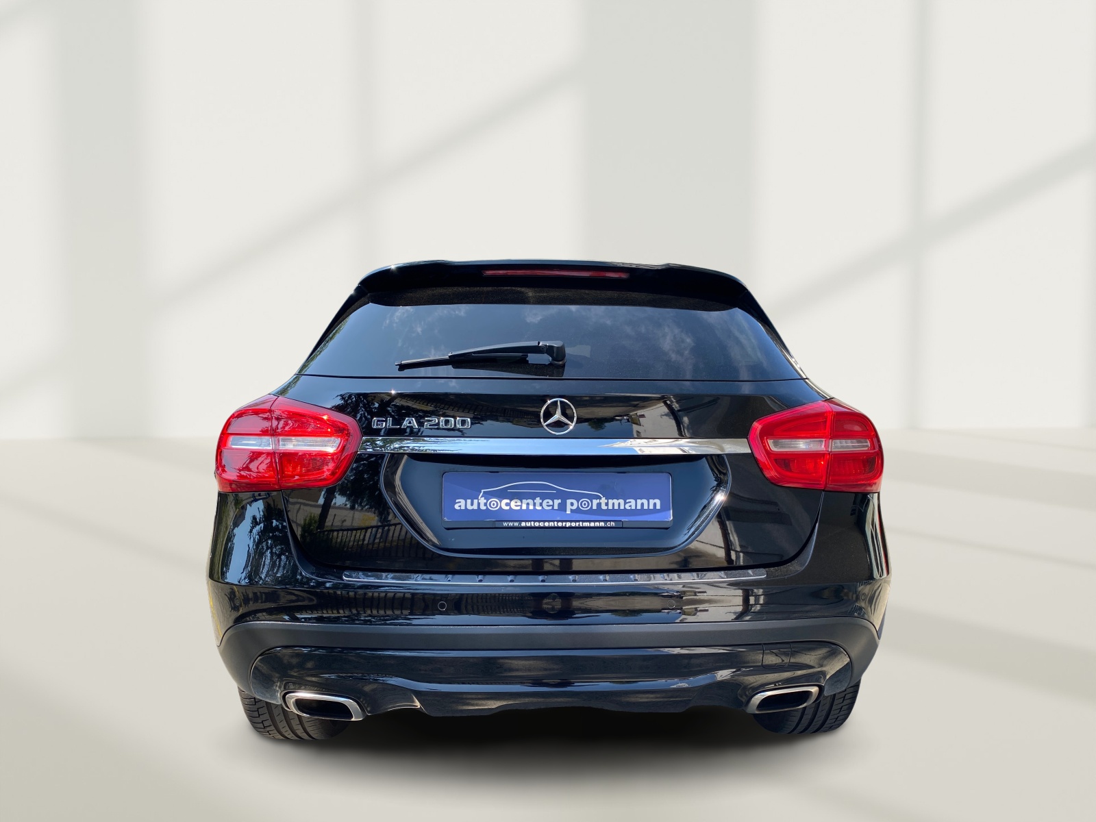 MERCEDES-BENZ GLA 200 Night Star 7G-DCT-image-13