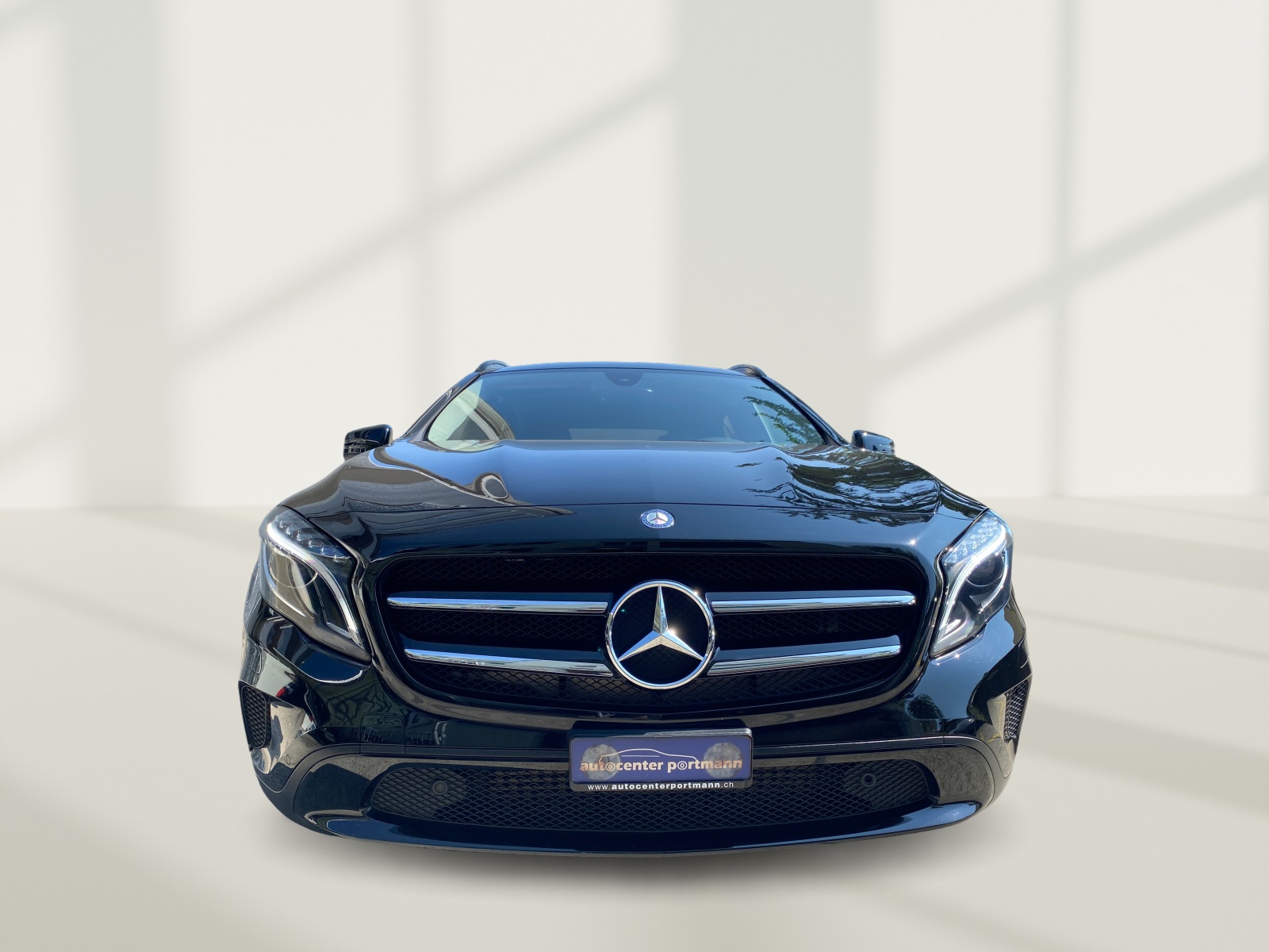MERCEDES-BENZ GLA 200 Night Star 7G-DCT-image-8