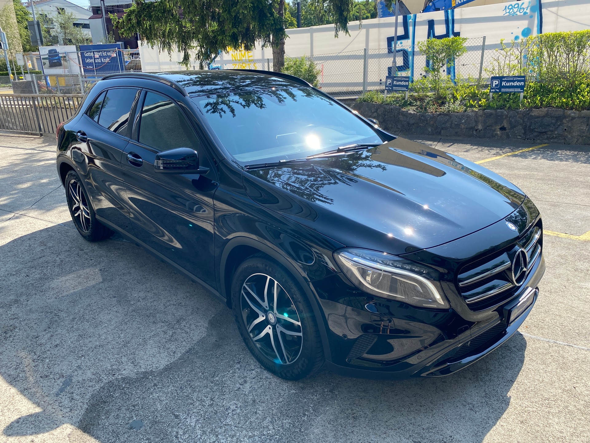 MERCEDES-BENZ GLA 200 Night Star 7G-DCT-image-3