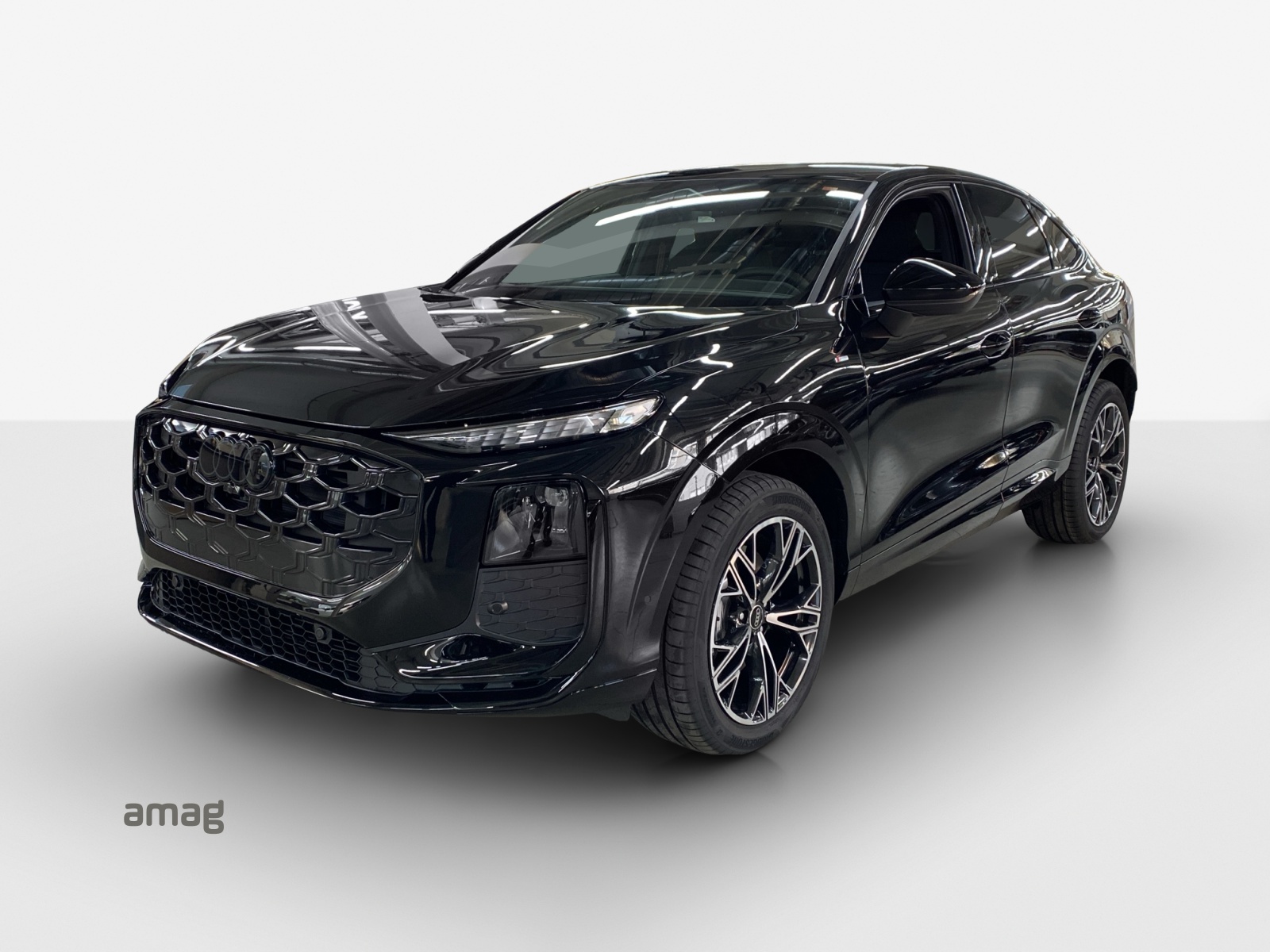 AUDI Q3 Sportback TFSI quattro 195 kW S tronic-image-0