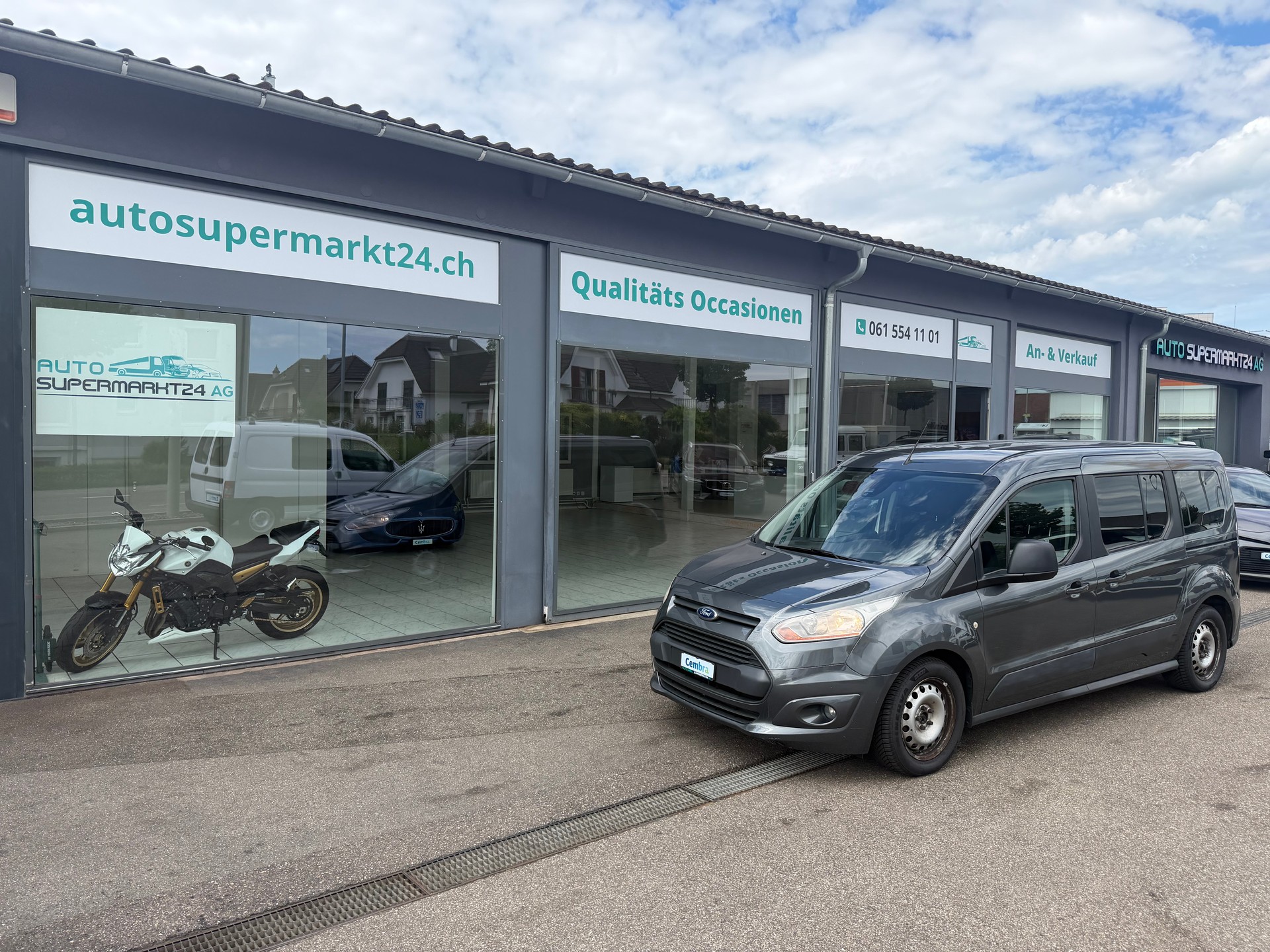 FORD Grand Tourneo Connect 1.6 TDCi Rollstuhl-Rampe Trend-image-0