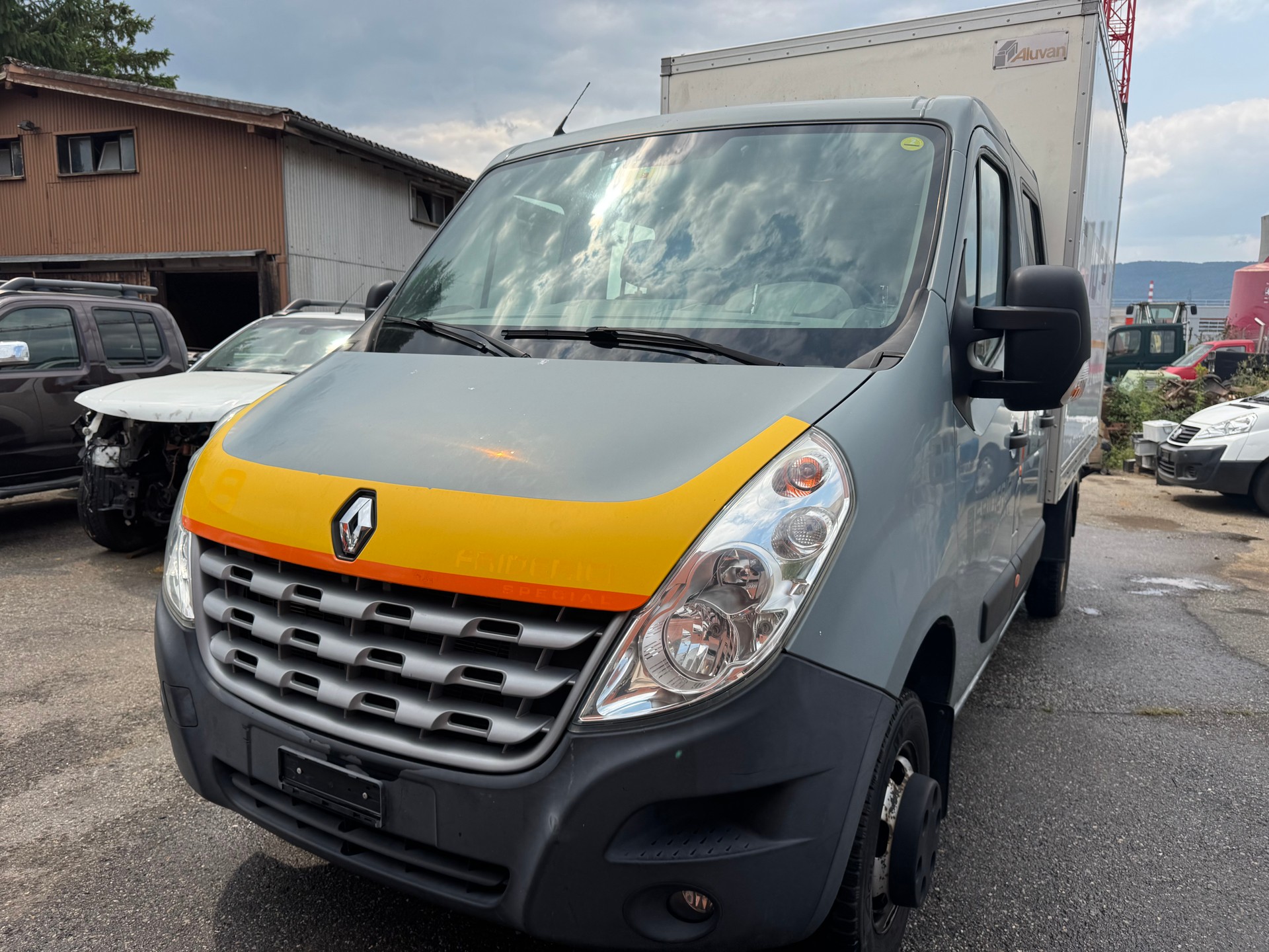 RENAULT MASTER-image-1