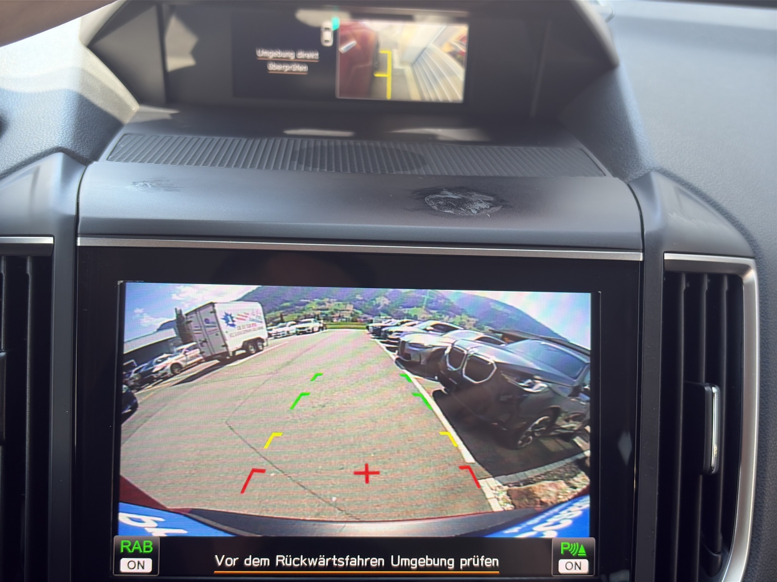 SUBARU Forester Station 2.0i e-Boxer Swiss Plus-image-19
