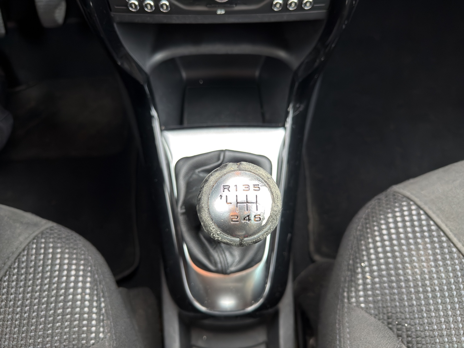 CITROEN C3 1.6 16V HDi Exclusive-image-13