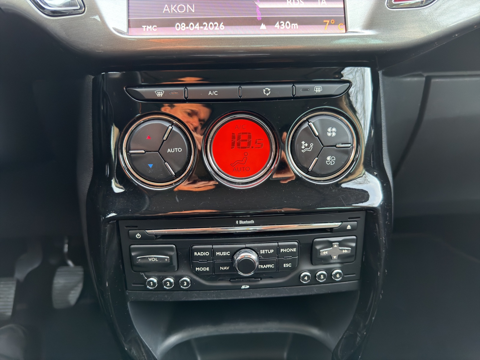 CITROEN C3 1.6 16V HDi Exclusive-image-22