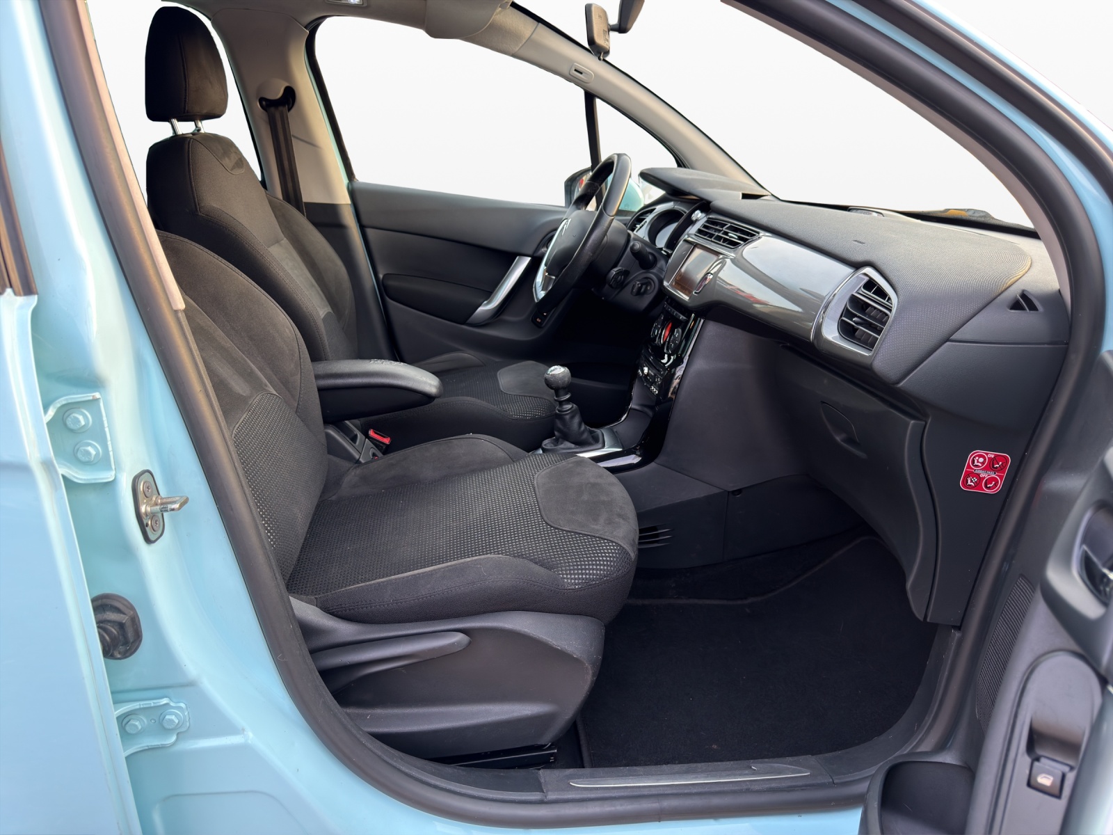 CITROEN C3 1.6 16V HDi Exclusive-image-14