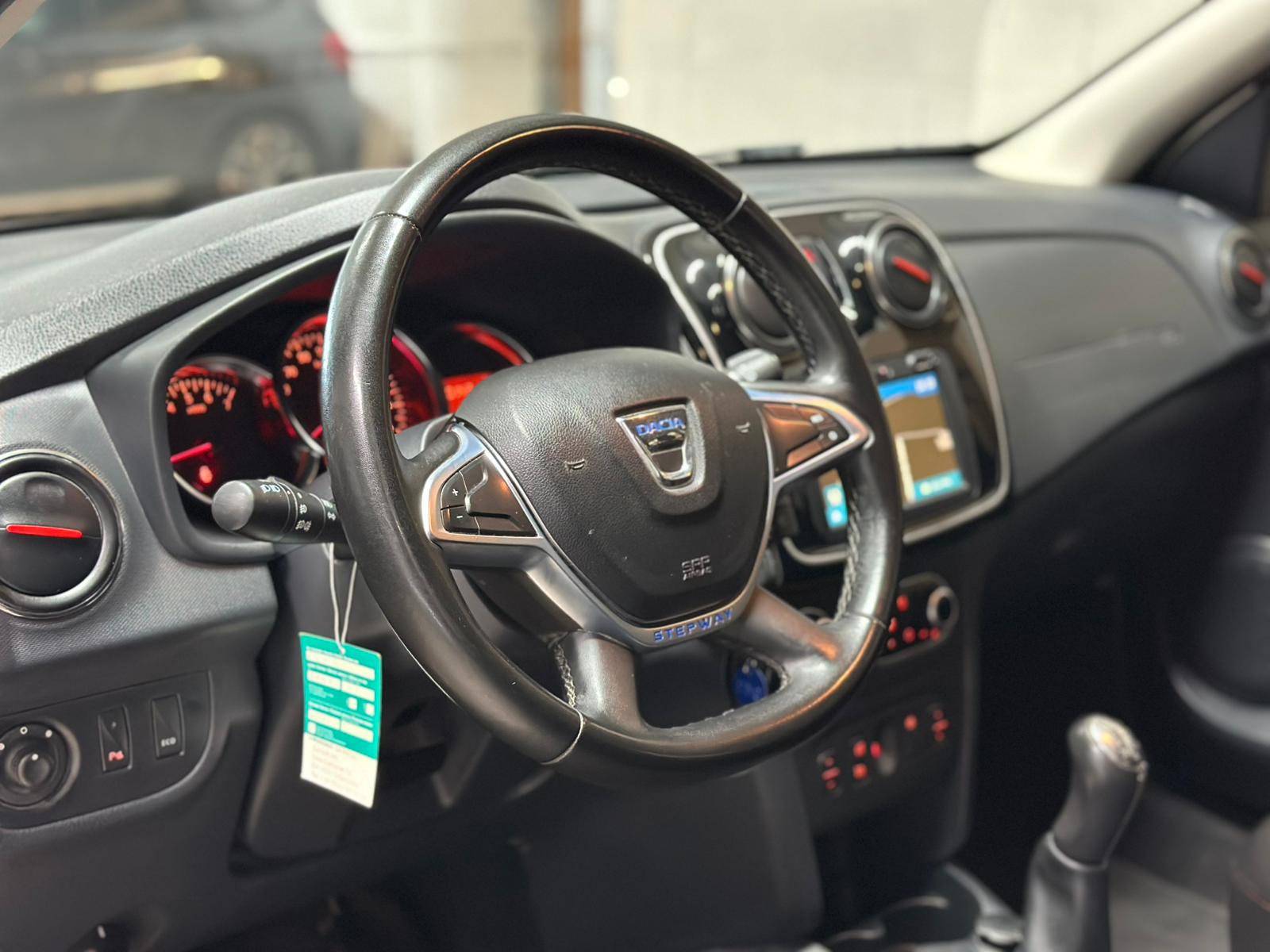 DACIA Sandero Tce 90 Stepway-image-8