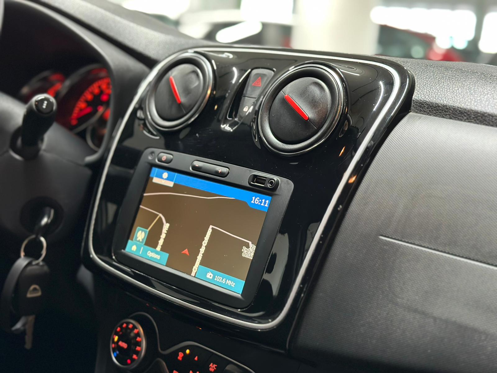DACIA Sandero Tce 90 Stepway-image-15