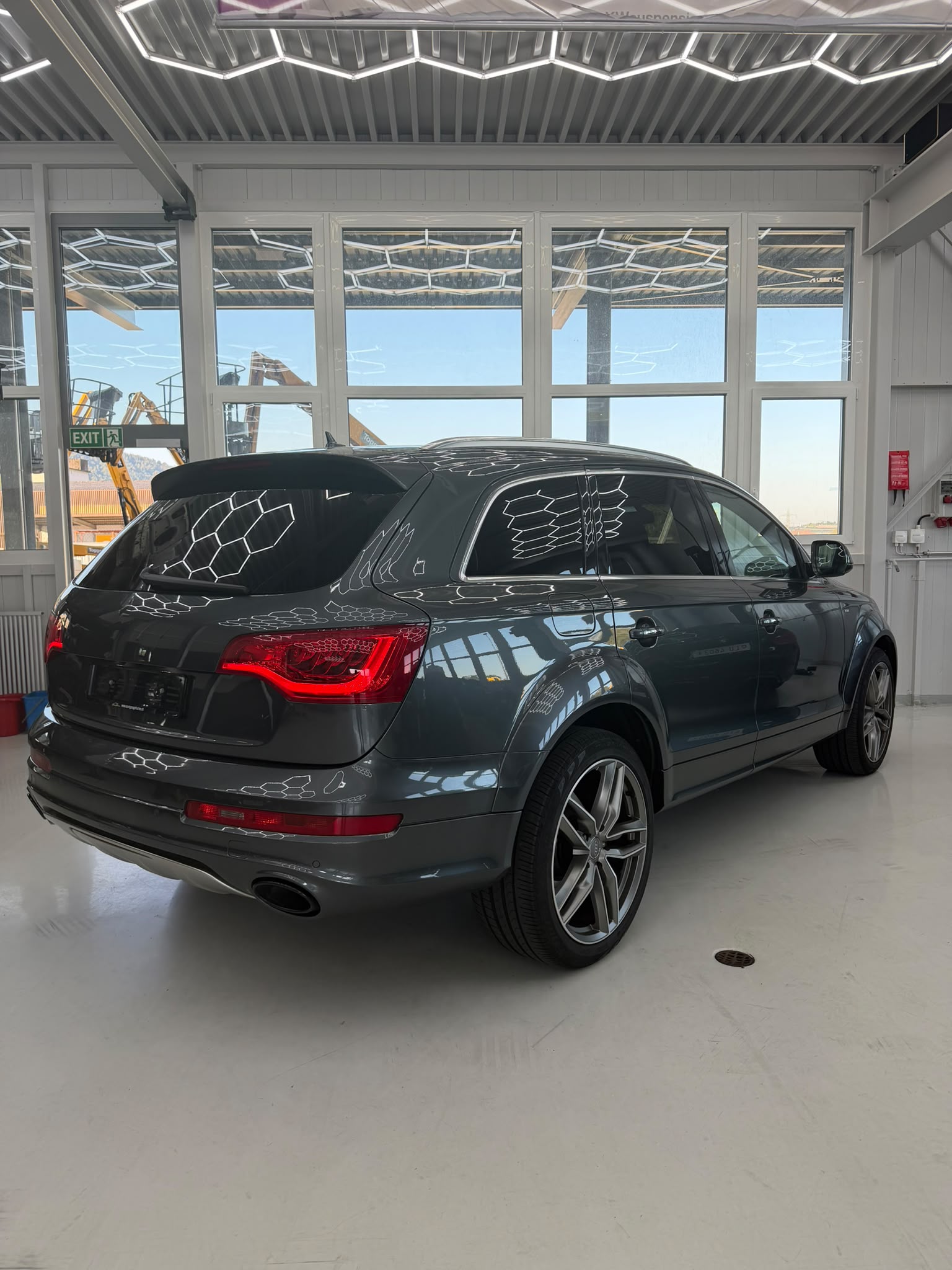 AUDI Q7 4.2 TDI quattro tiptronic-image-2
