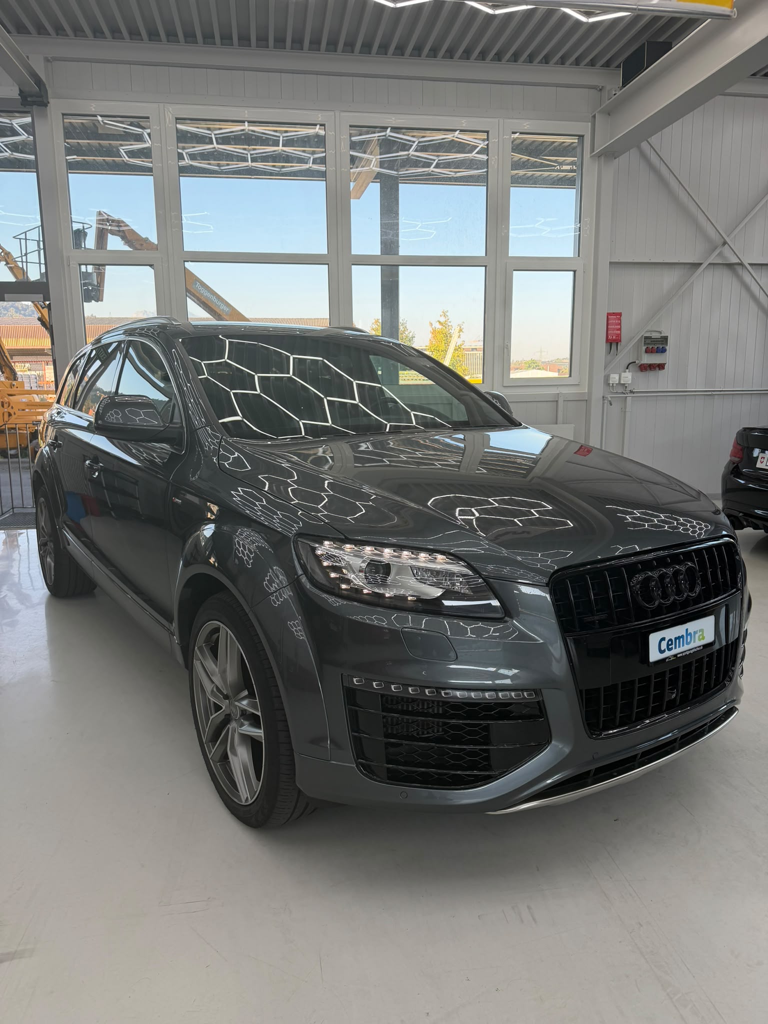 AUDI Q7 4.2 TDI quattro tiptronic-image-1