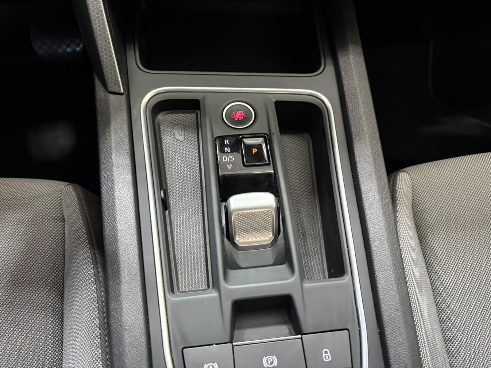 SEAT Leon ST 2.0 TDI EVO DSG Style-image-7