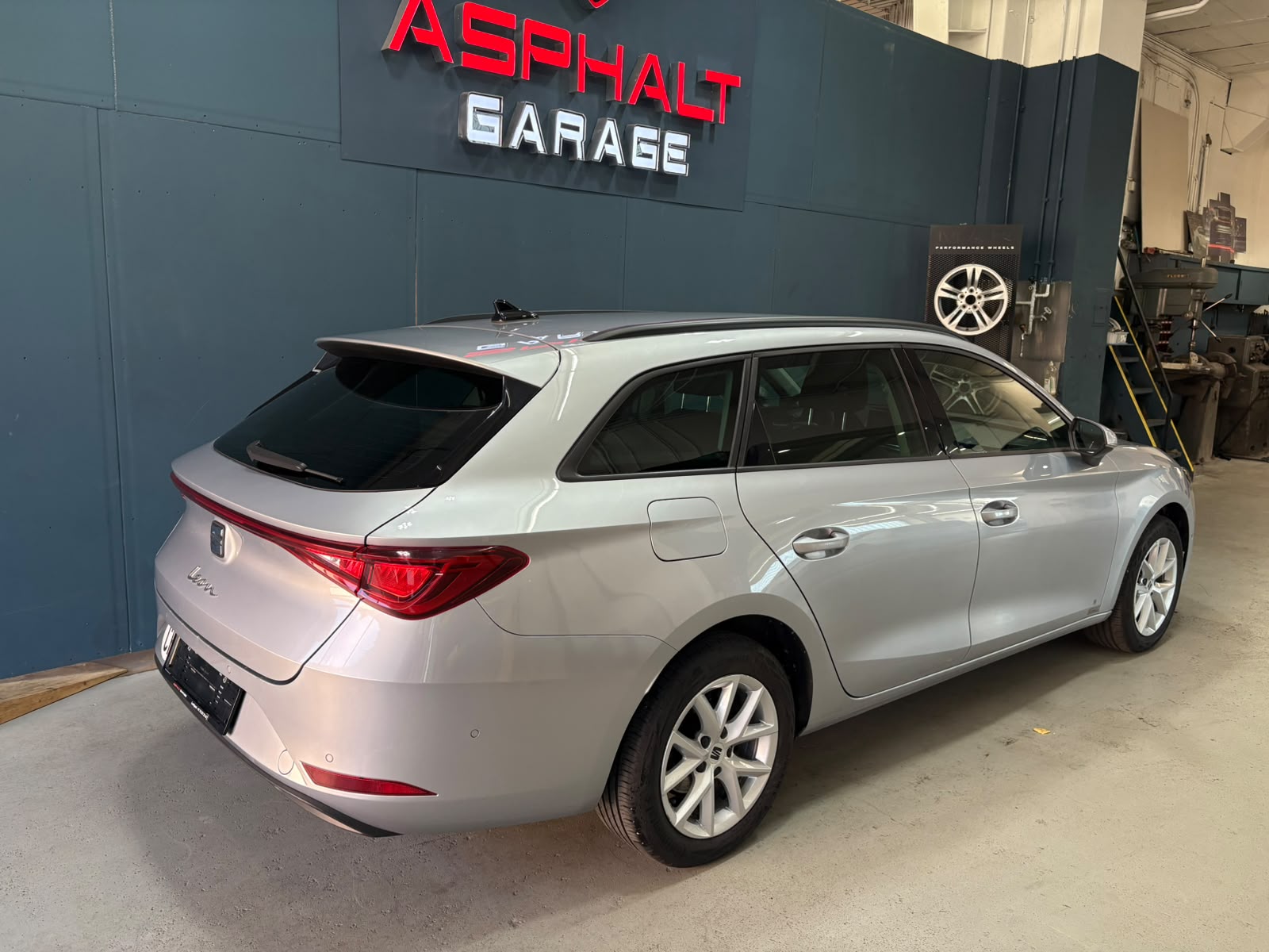 SEAT Leon ST 2.0 TDI EVO DSG Style-image-2