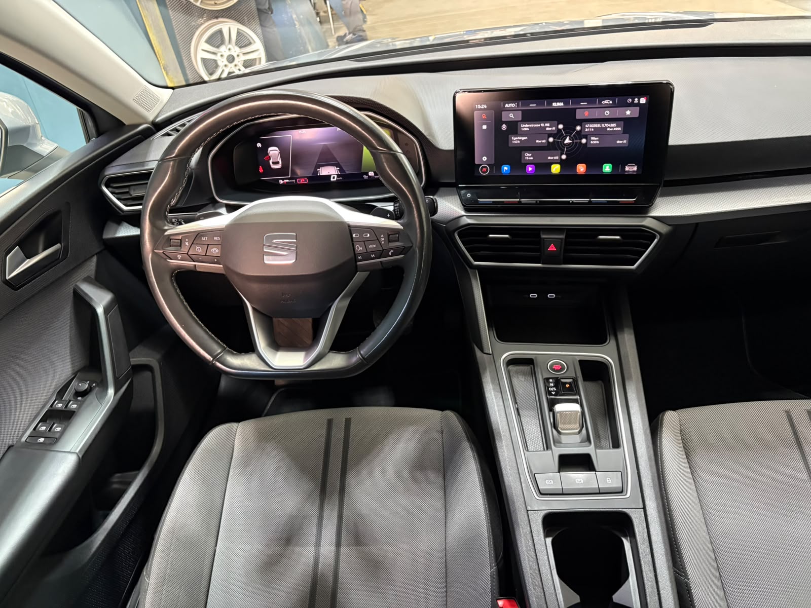 SEAT Leon ST 2.0 TDI EVO DSG Style-image-11