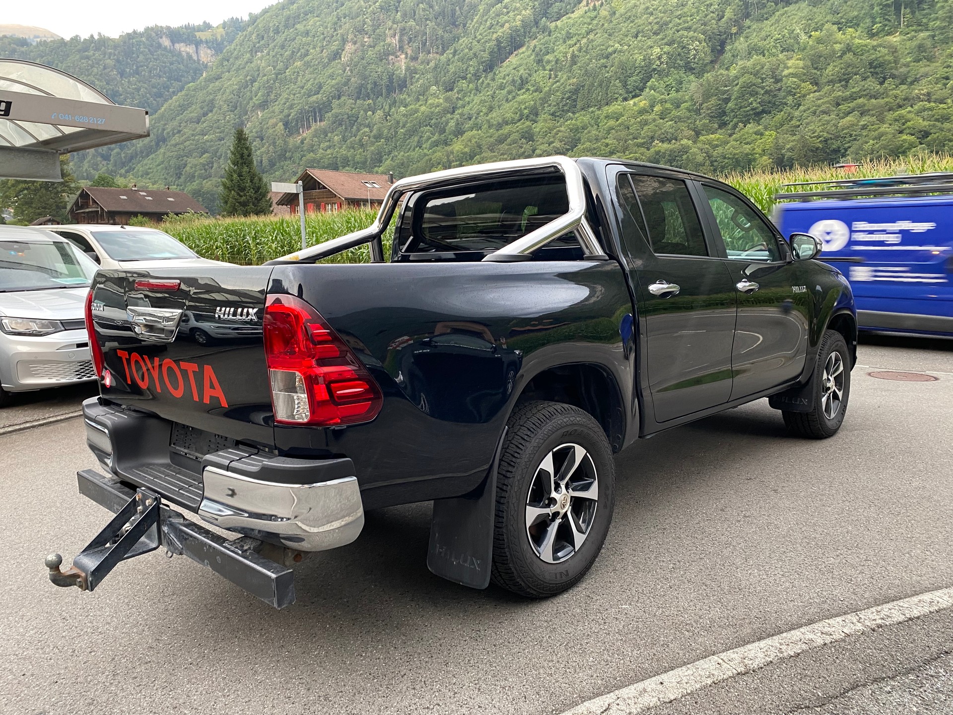 TOYOTA Hilux 2.4D-4D Sol DoubleCab 4x4 A-image-7