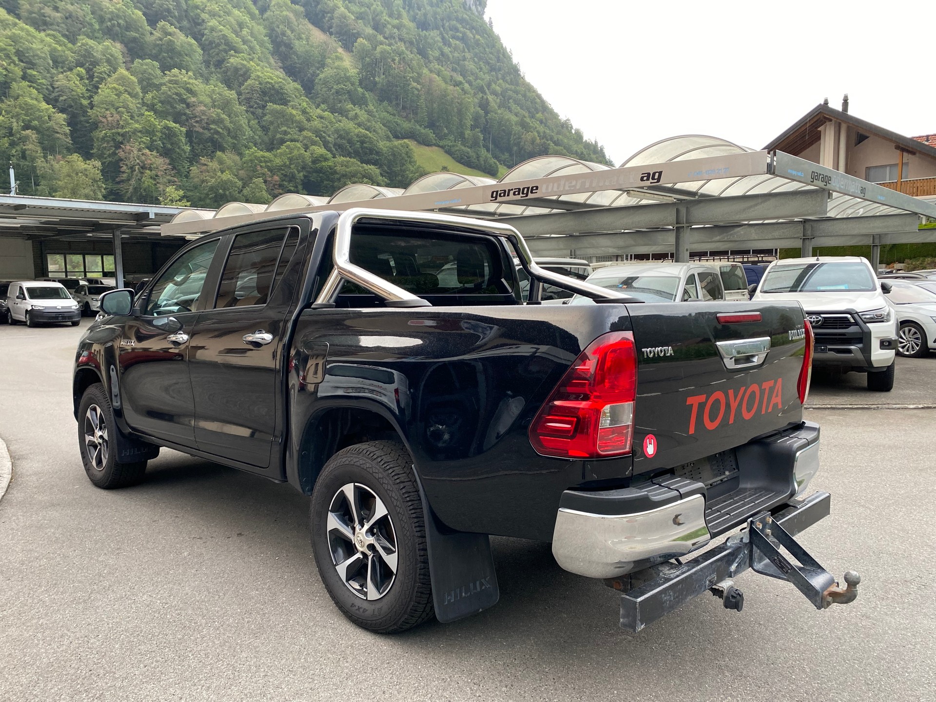 TOYOTA Hilux 2.4D-4D Sol DoubleCab 4x4 A-image-9