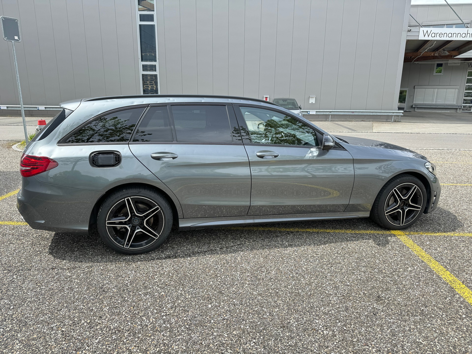 MERCEDES-BENZ C 200 Swiss Star AMG Line 4M 9G-Tronic-image-0
