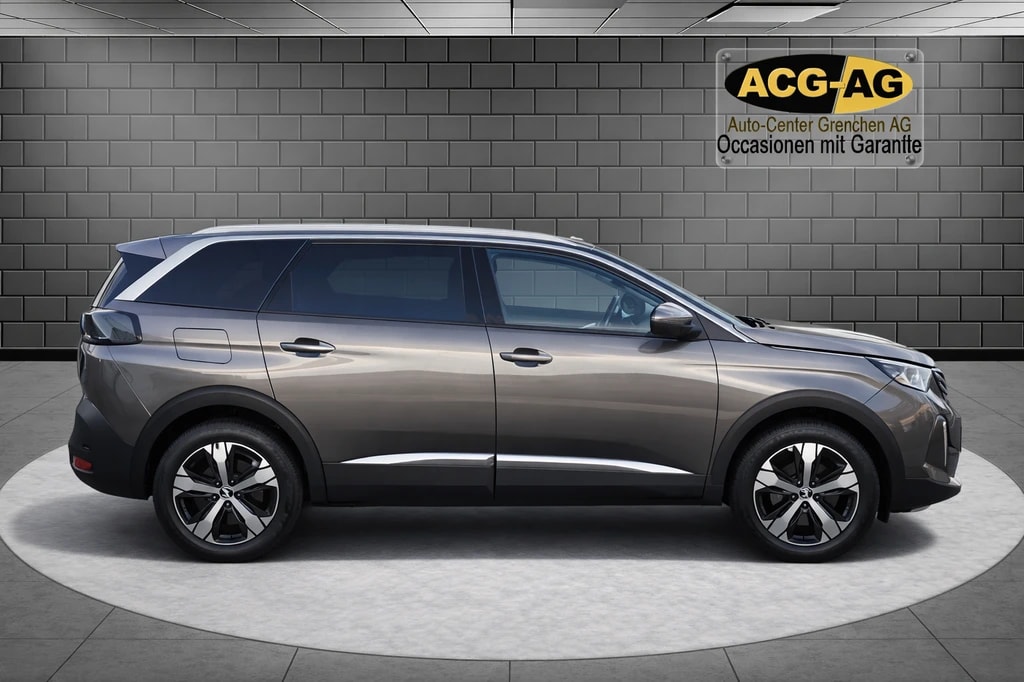 PEUGEOT 5008 1.5 BlueHDi Allure Pack EAT8 ** 7-Plätzer** Teil-Leder ** G.Navi ** RF-Kamera 360° ** Safety Paket Plus 1 **-image-4