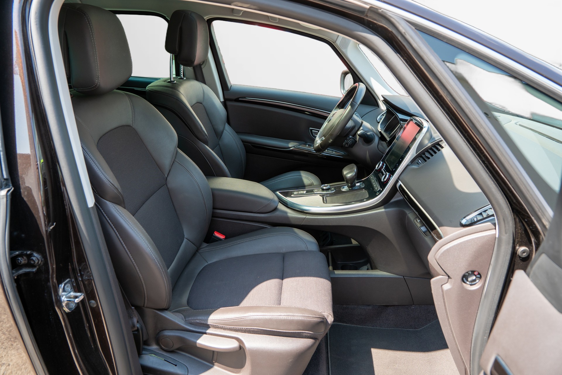 RENAULT Espace 1.6 TCe Intens EDC-image-12