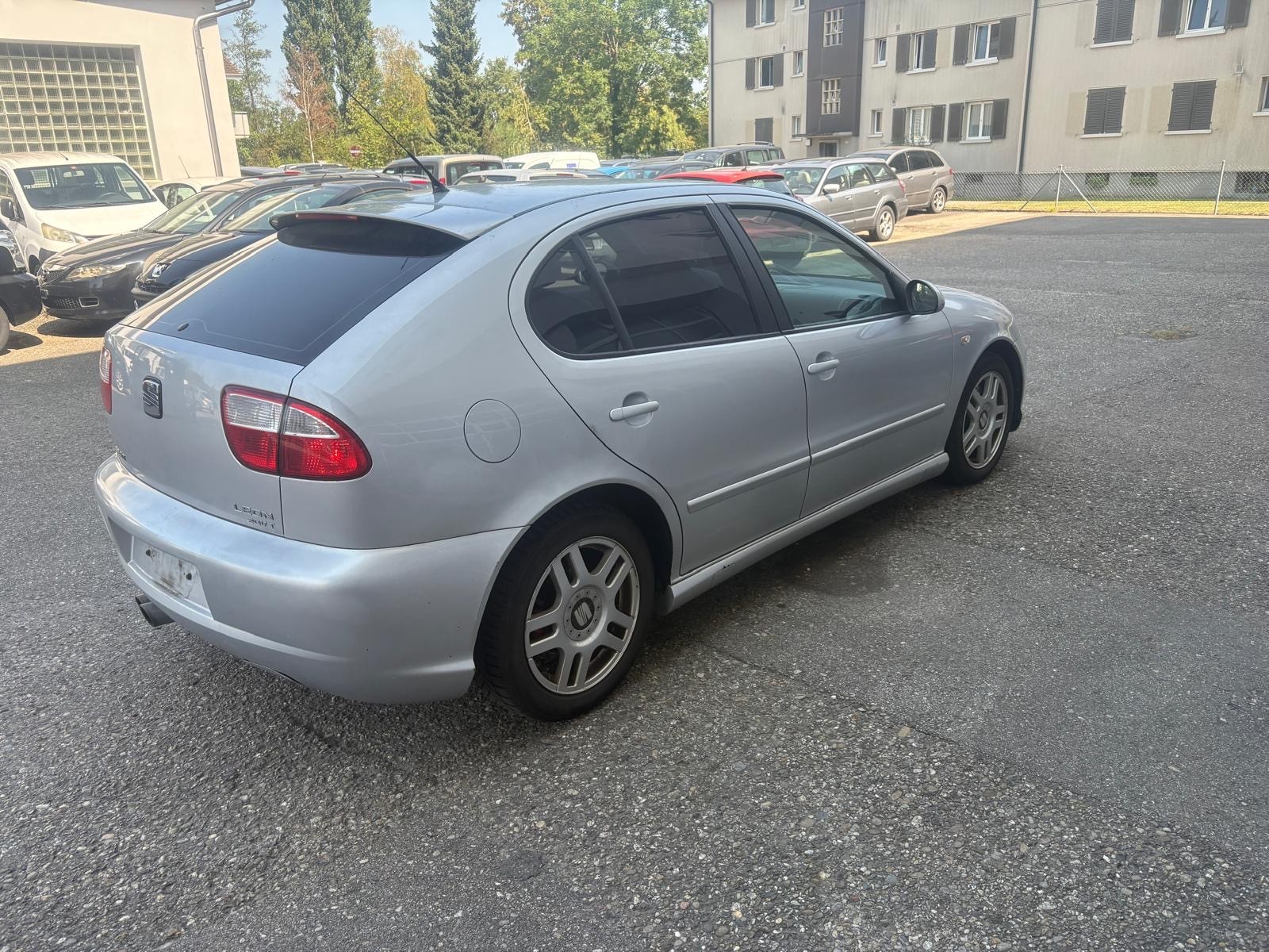 SEAT Leon 1.8 T Top Sport-image-1