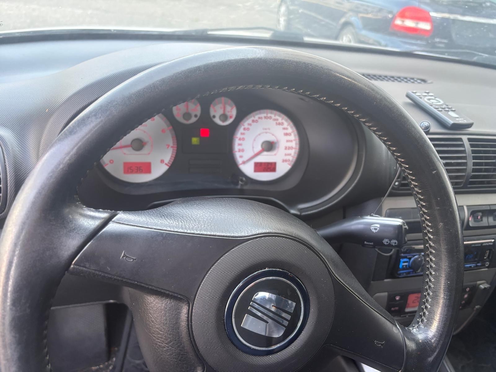 SEAT Leon 1.8 T Top Sport-image-2