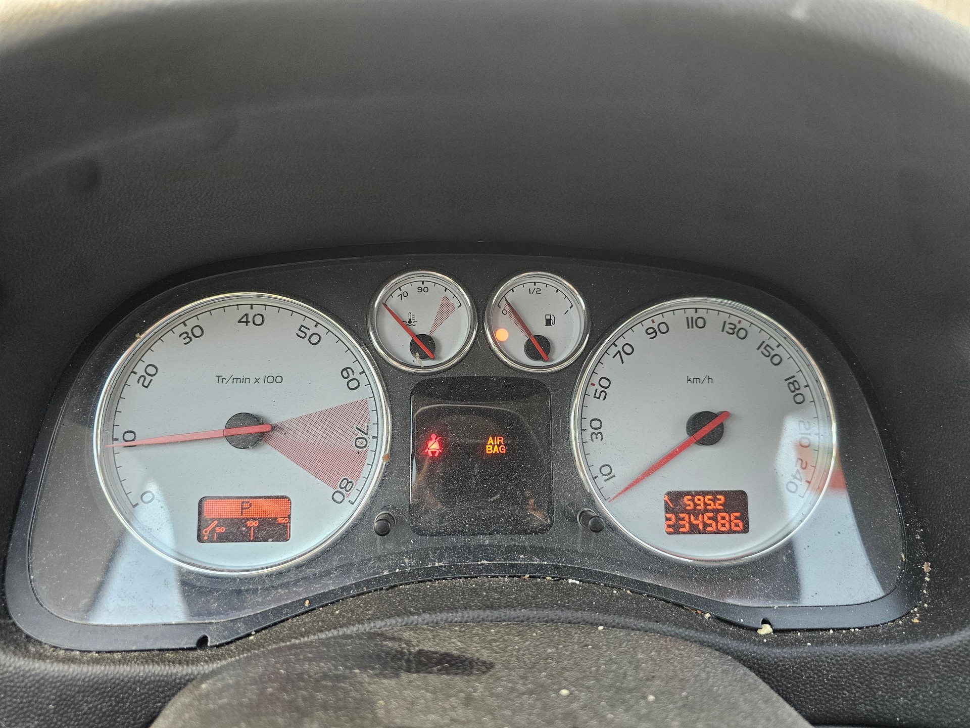 PEUGEOT 307 CC 2.0 16V-image-8