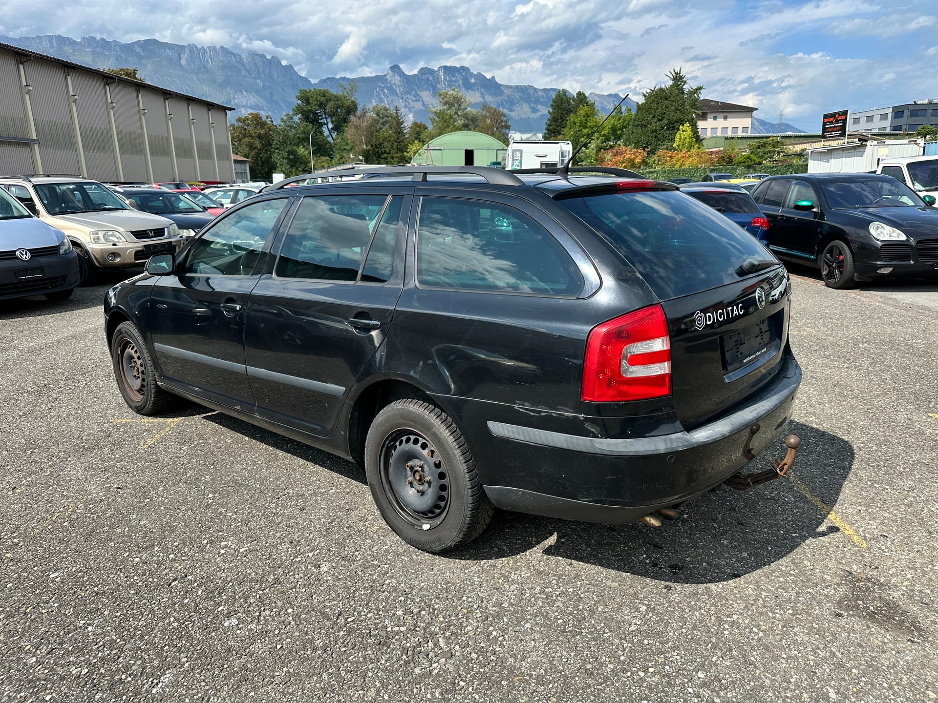 SKODA Octavia 2.0 TDI Adventure 4x4-image-4