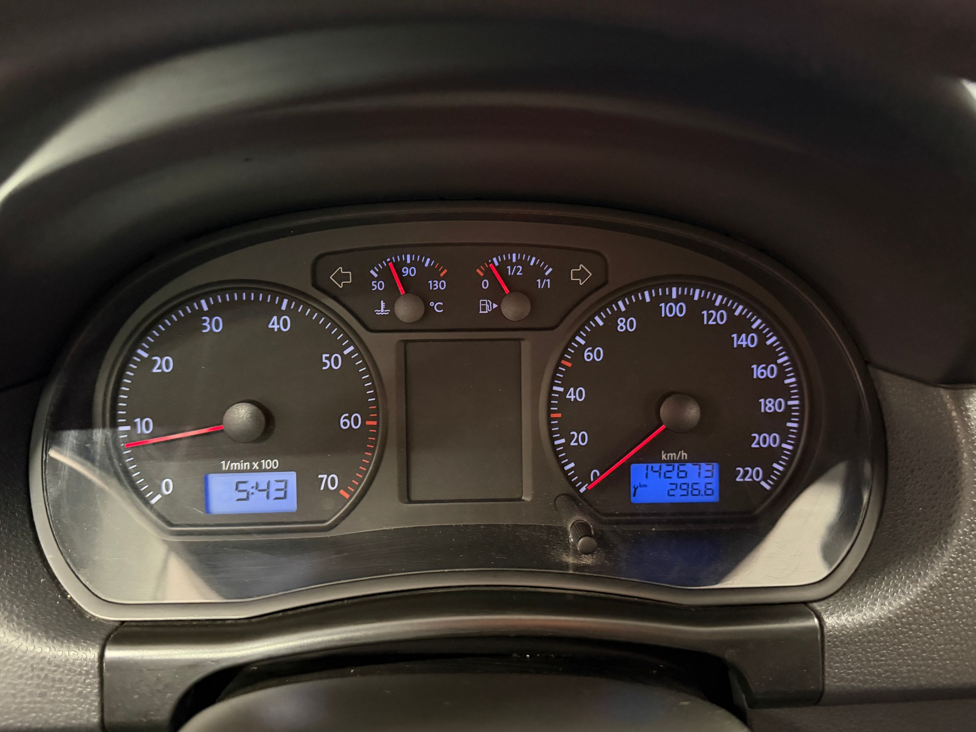 VW Polo 1.4 16V Comfortline, frisch ab MFK, Servicegepflegt, Hagelschaden Preisreduktion 3990 auf 2300-image-23