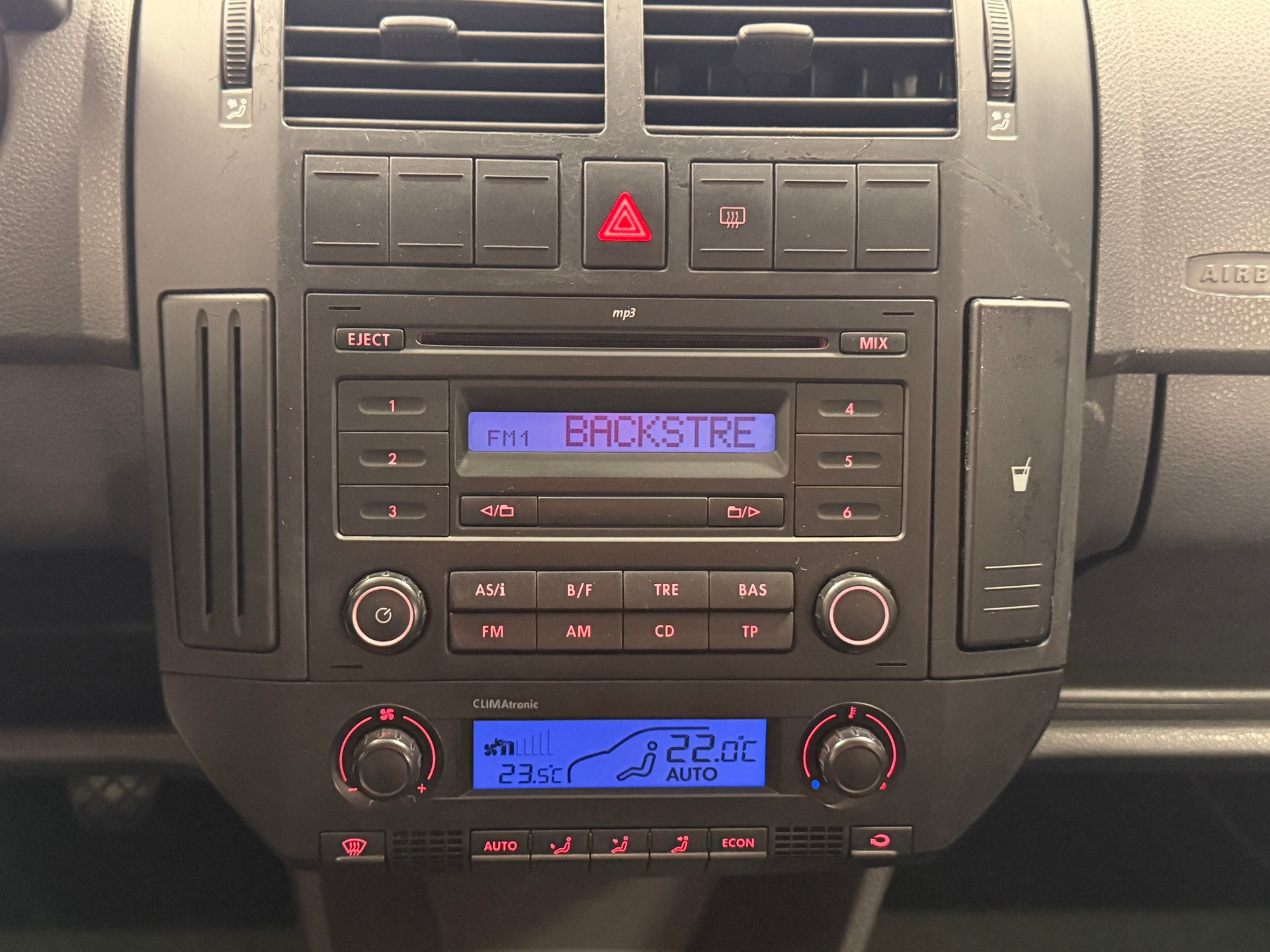 VW Polo 1.4 16V Comfortline, frisch ab MFK, Servicegepflegt, Hagelschaden Preisreduktion 3990 auf 2300-image-22