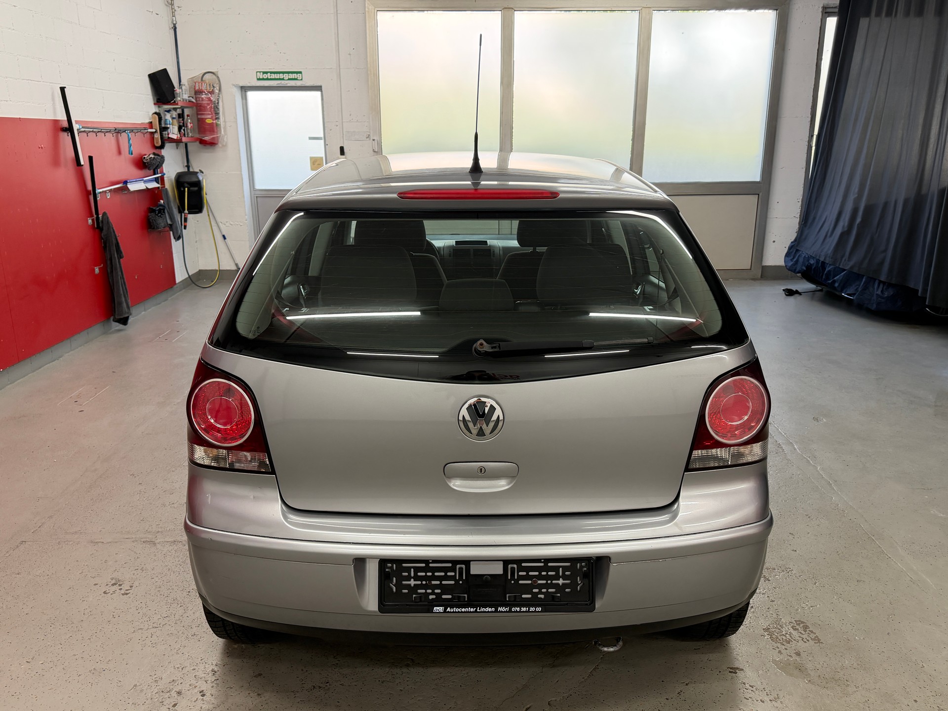 VW Polo 1.4 16V Comfortline, frisch ab MFK, Servicegepflegt, Hagelschaden Preisreduktion 3990 auf 2300-image-10