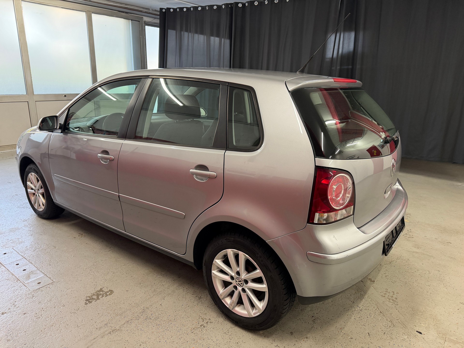 VW Polo 1.4 16V Comfortline, frisch ab MFK, Servicegepflegt, Hagelschaden Preisreduktion 3990 auf 2300-image-9