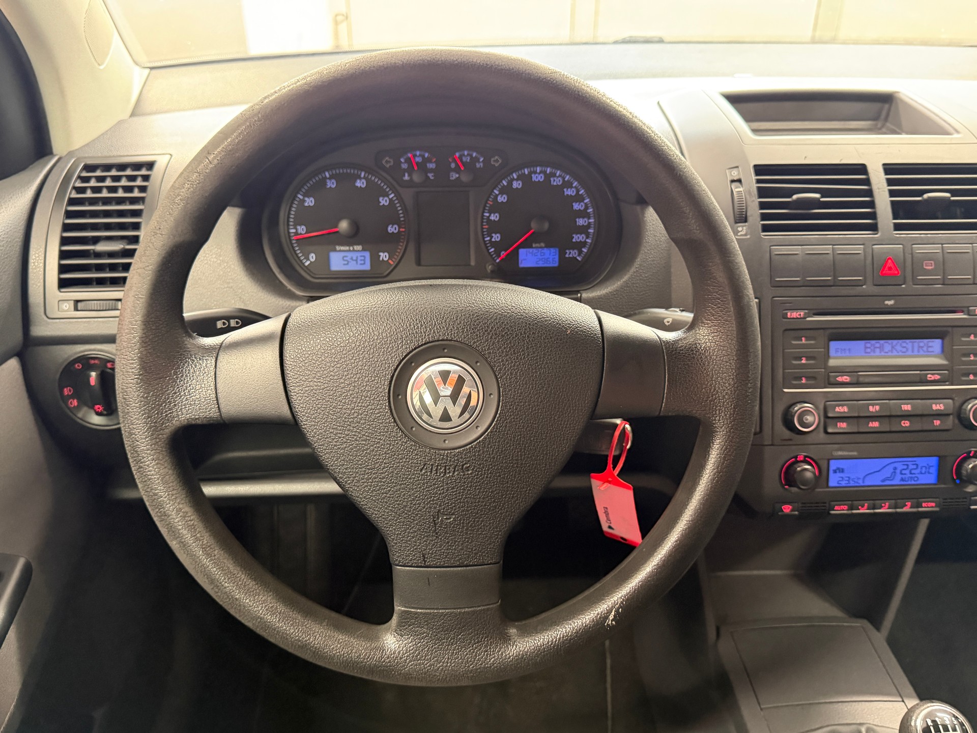 VW Polo 1.4 16V Comfortline, frisch ab MFK, Servicegepflegt, Hagelschaden Preisreduktion 3990 auf 2300-image-24
