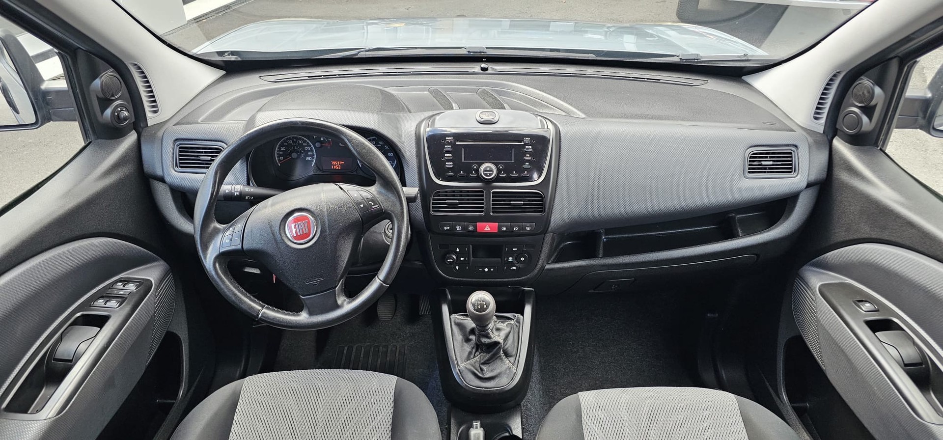FIAT Doblò 1.4 Emotion-image-11